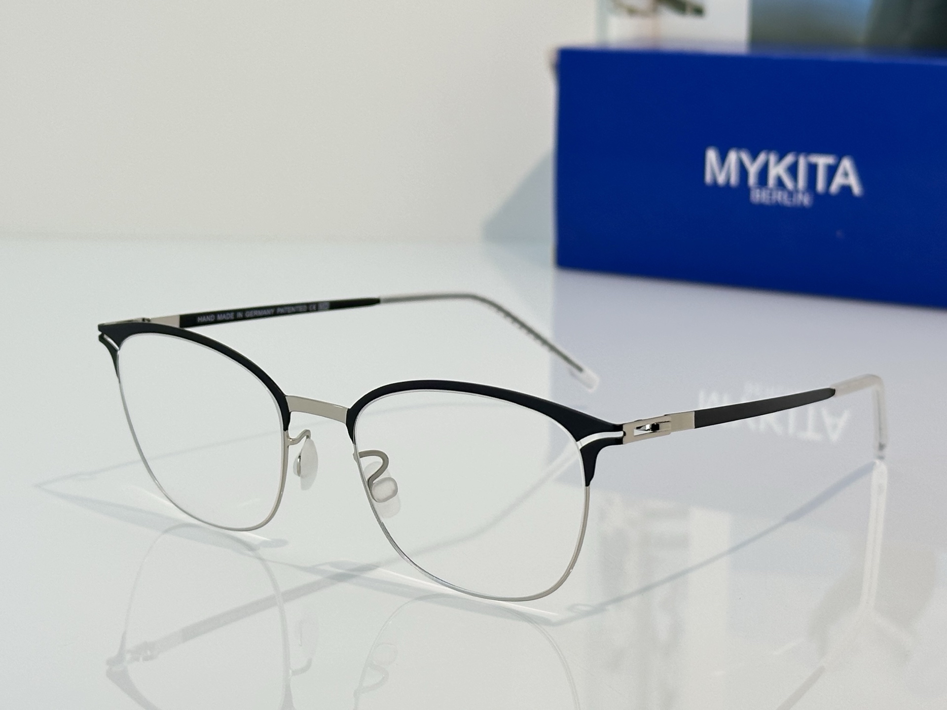 Designer Sunglasses HOLLIS