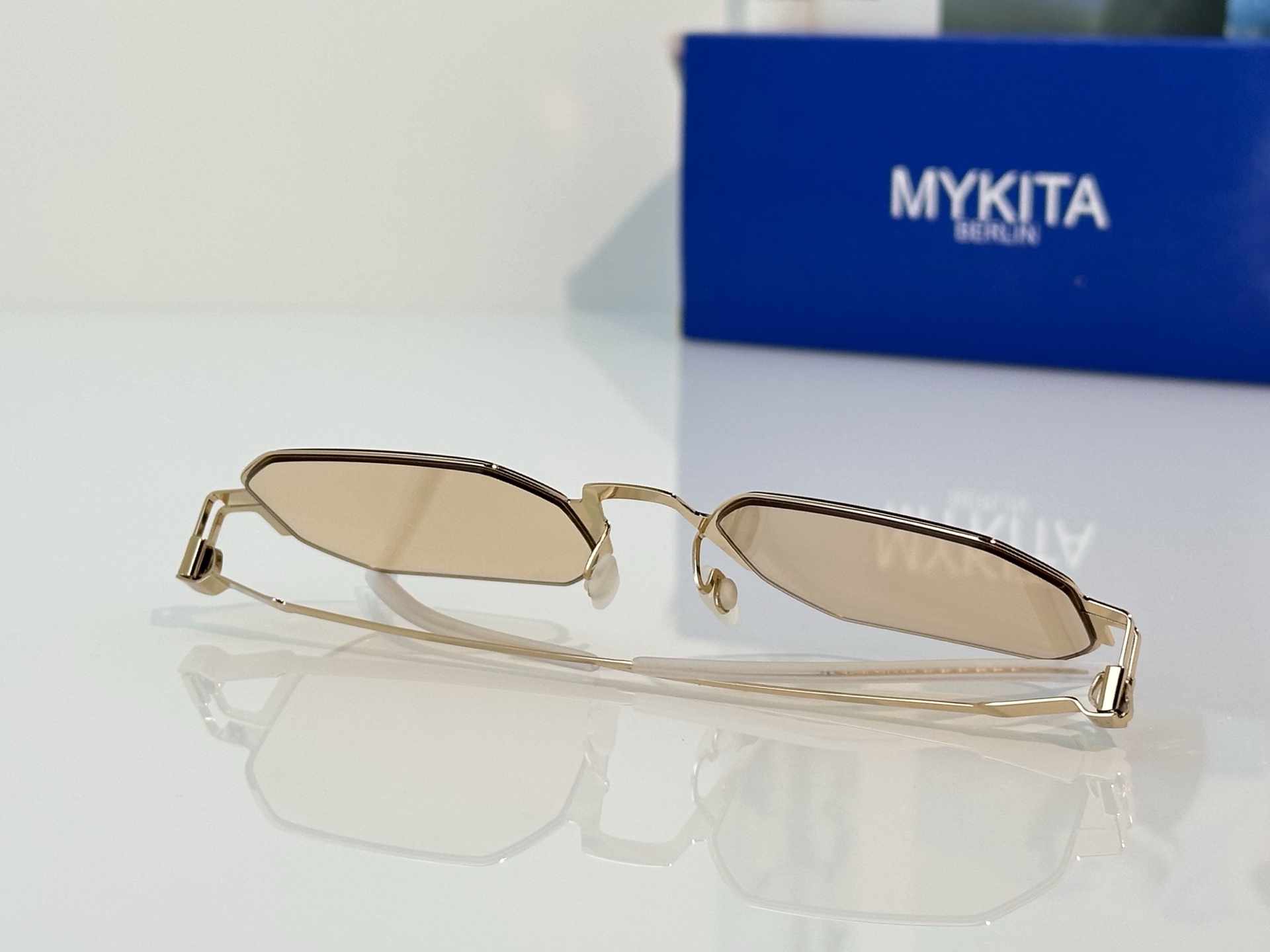 Designer Sunglasses STUDIO15