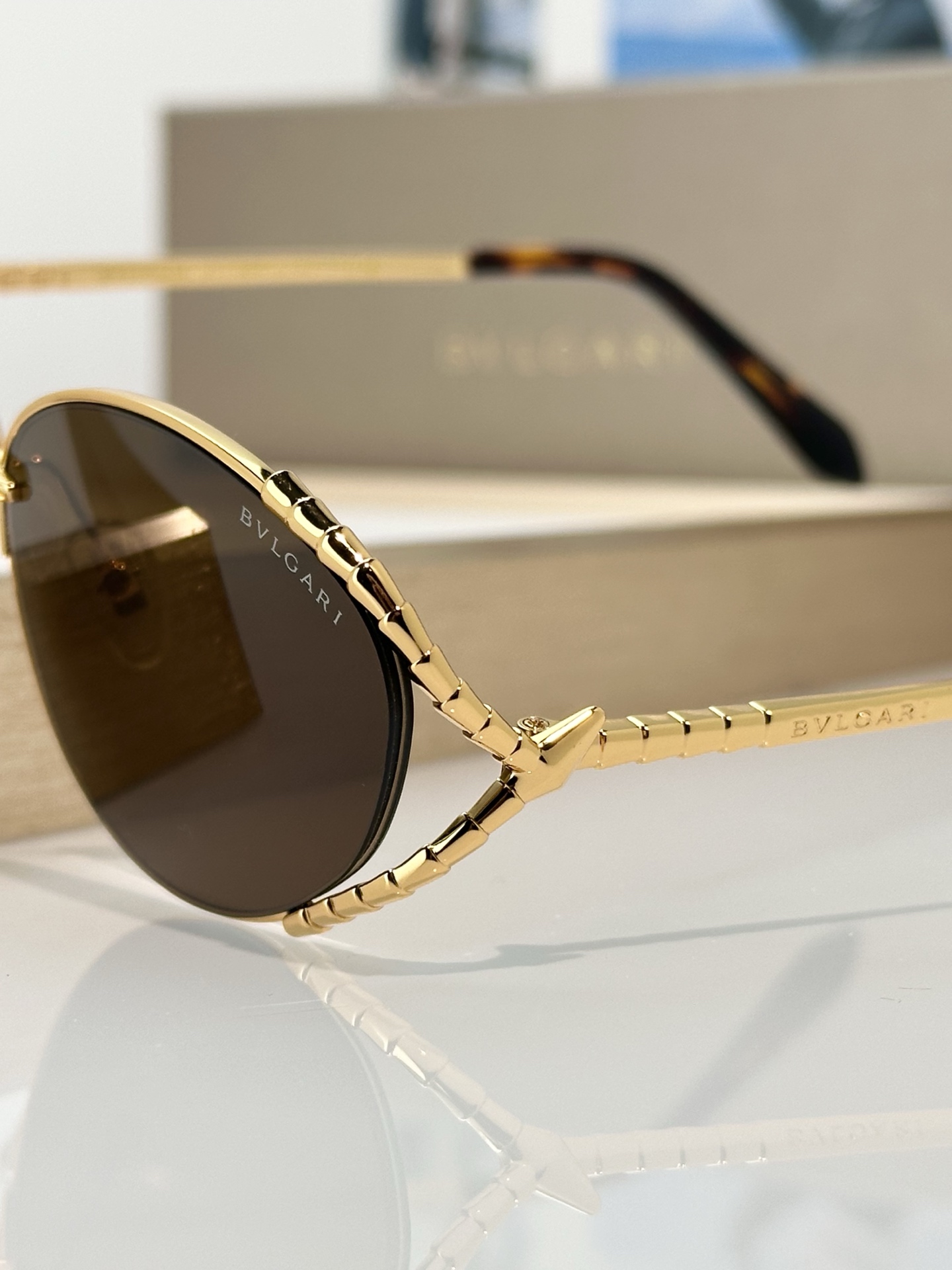 Bvlgari Sunglasses BV40095U