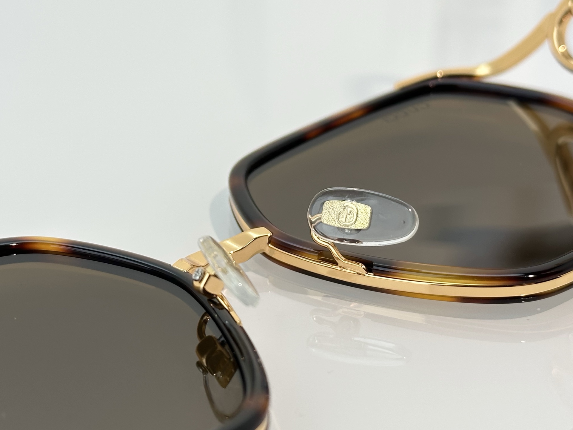 Designer Sunglasses GG1674