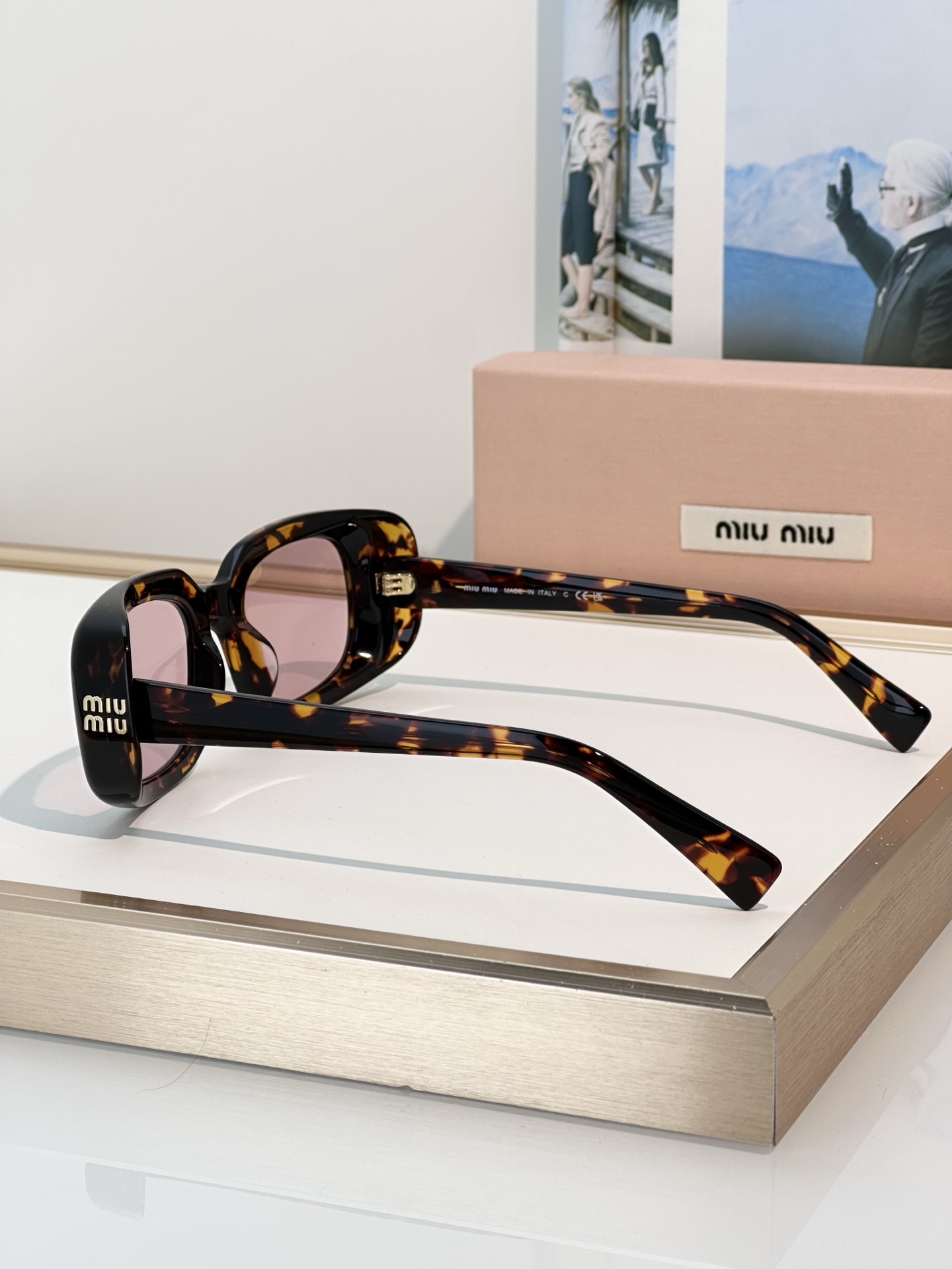 MiuMiu新品\nMod：SMUB13-F\nSize：52口22-140