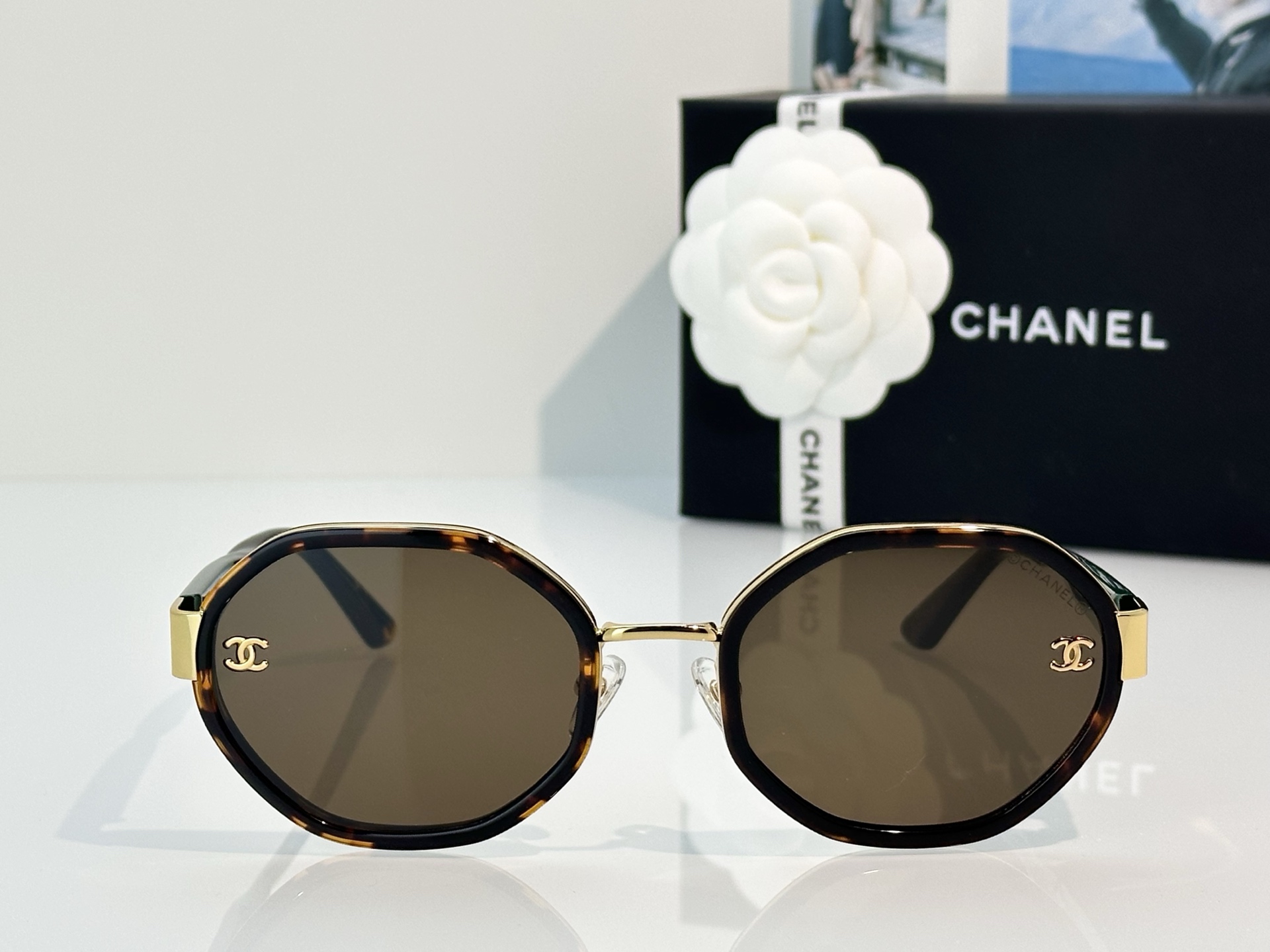 Chanel Sunglasses 5490-H