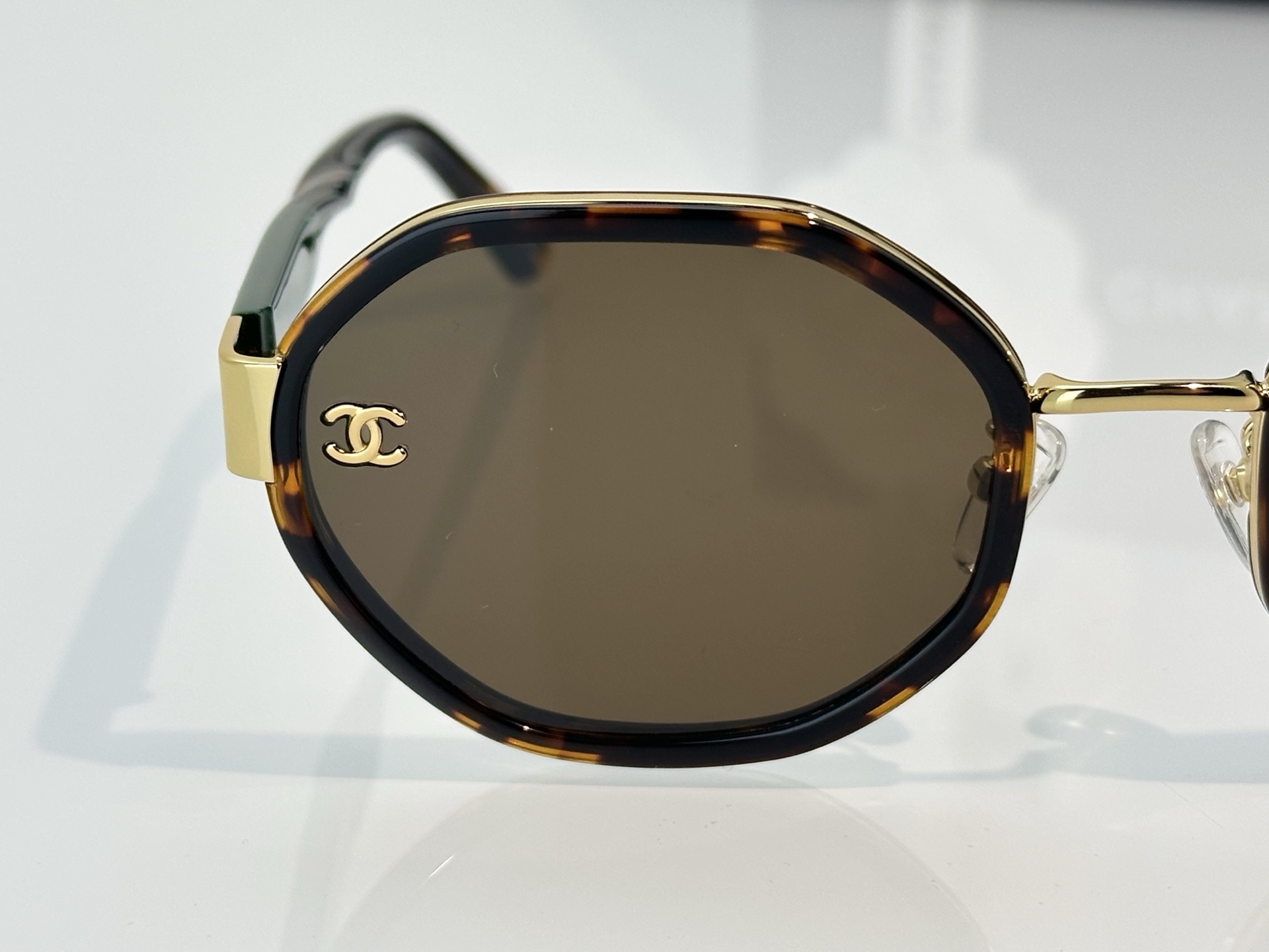 Chanel Sunglasses 5490-H