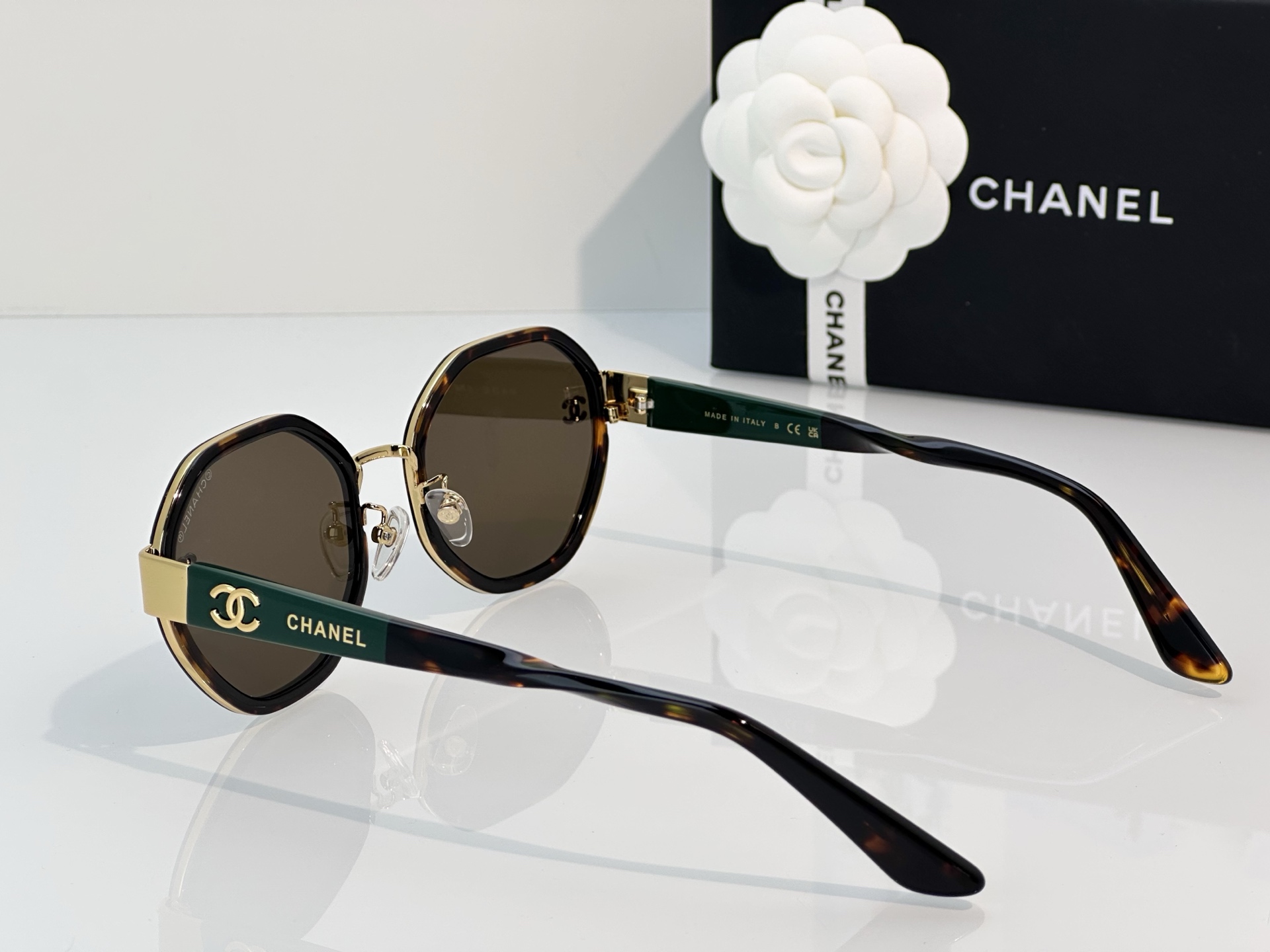 Chanel Sunglasses 5490-H