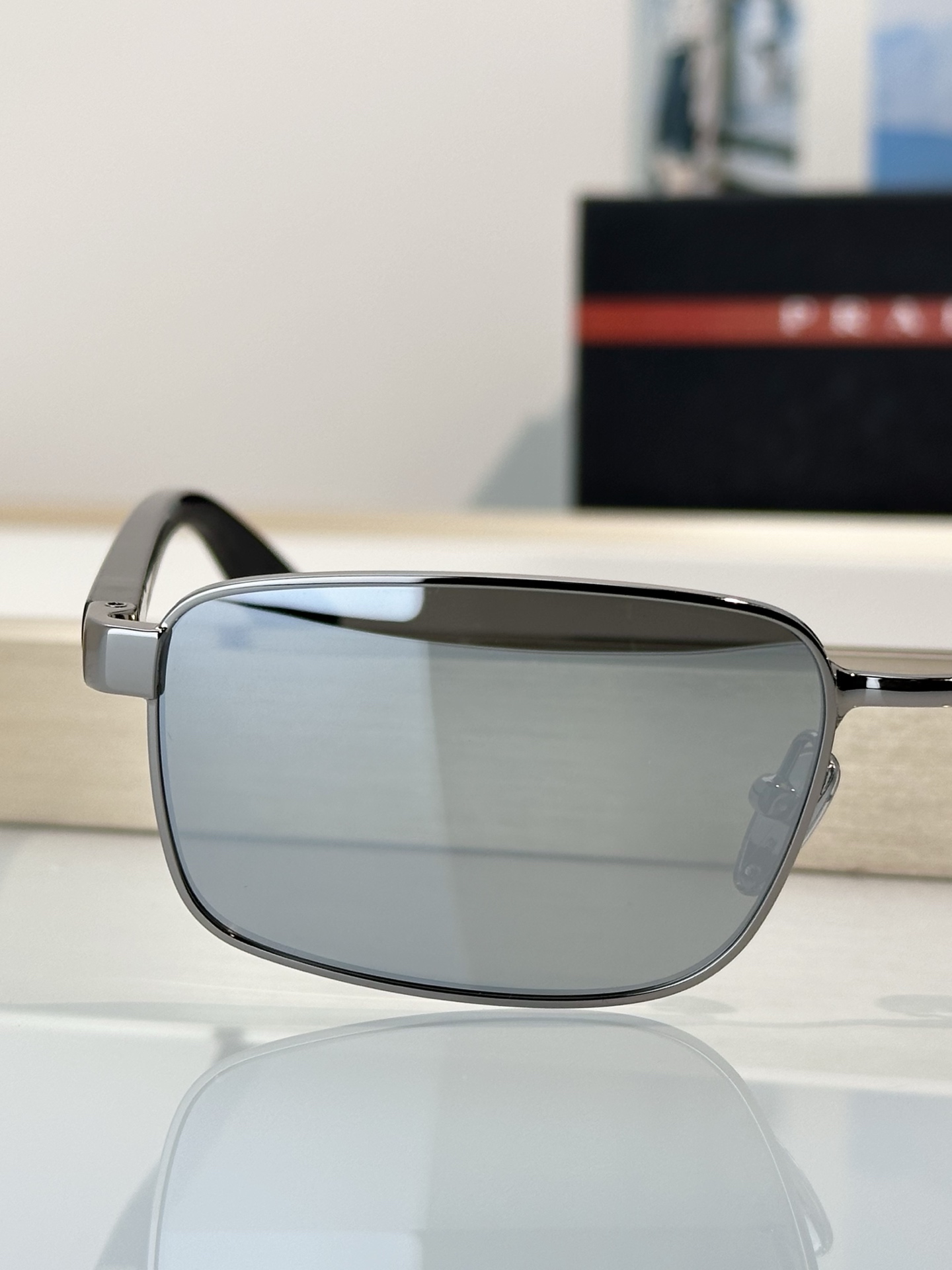 Designer Sunglasses SPS