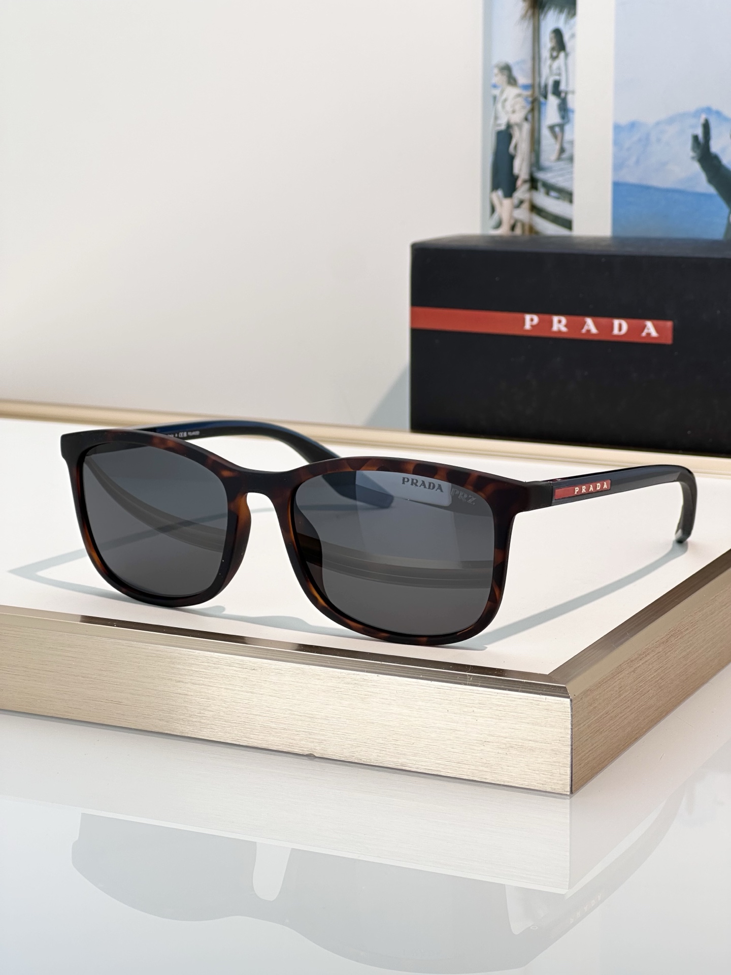 Designer Sunglasses SPS