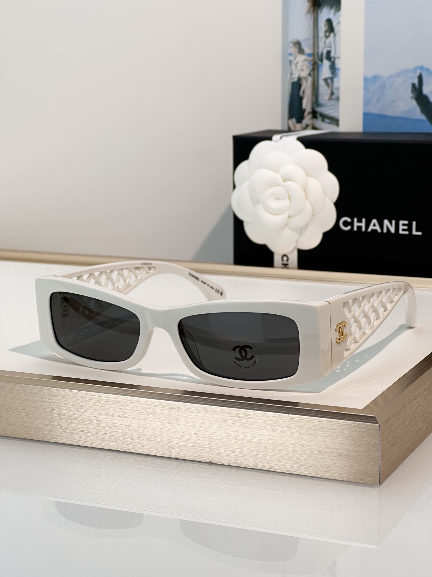 Chanel Sunglasses CH5566