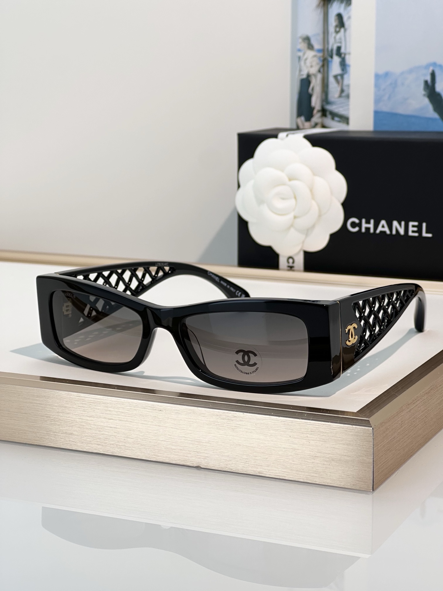 Chanel Sunglasses CH5566