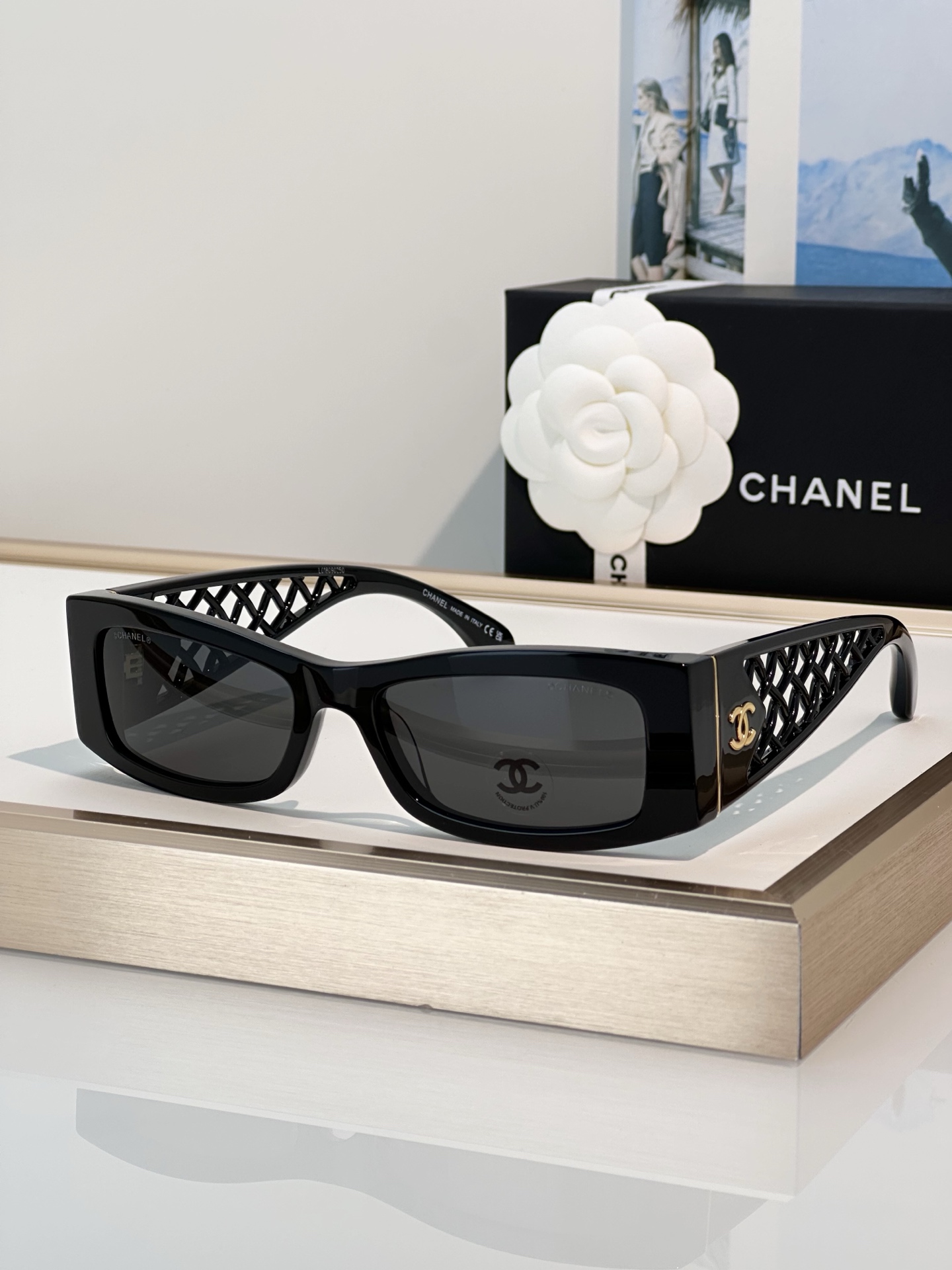 Chanel Sunglasses CH5566