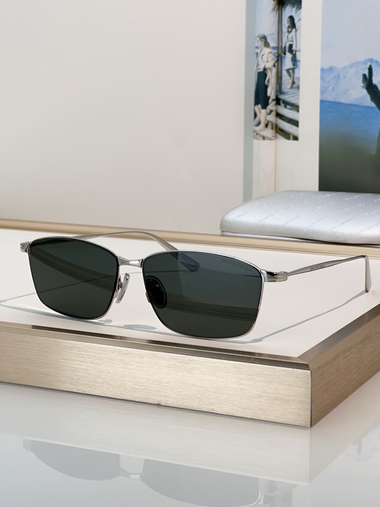 Designer Sunglasses BB0415O