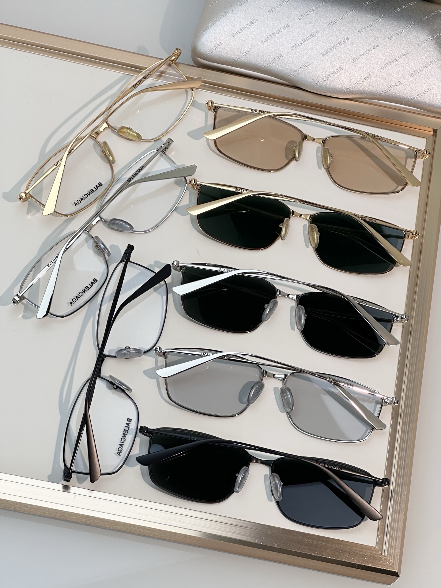 Designer Sunglasses BB0415O