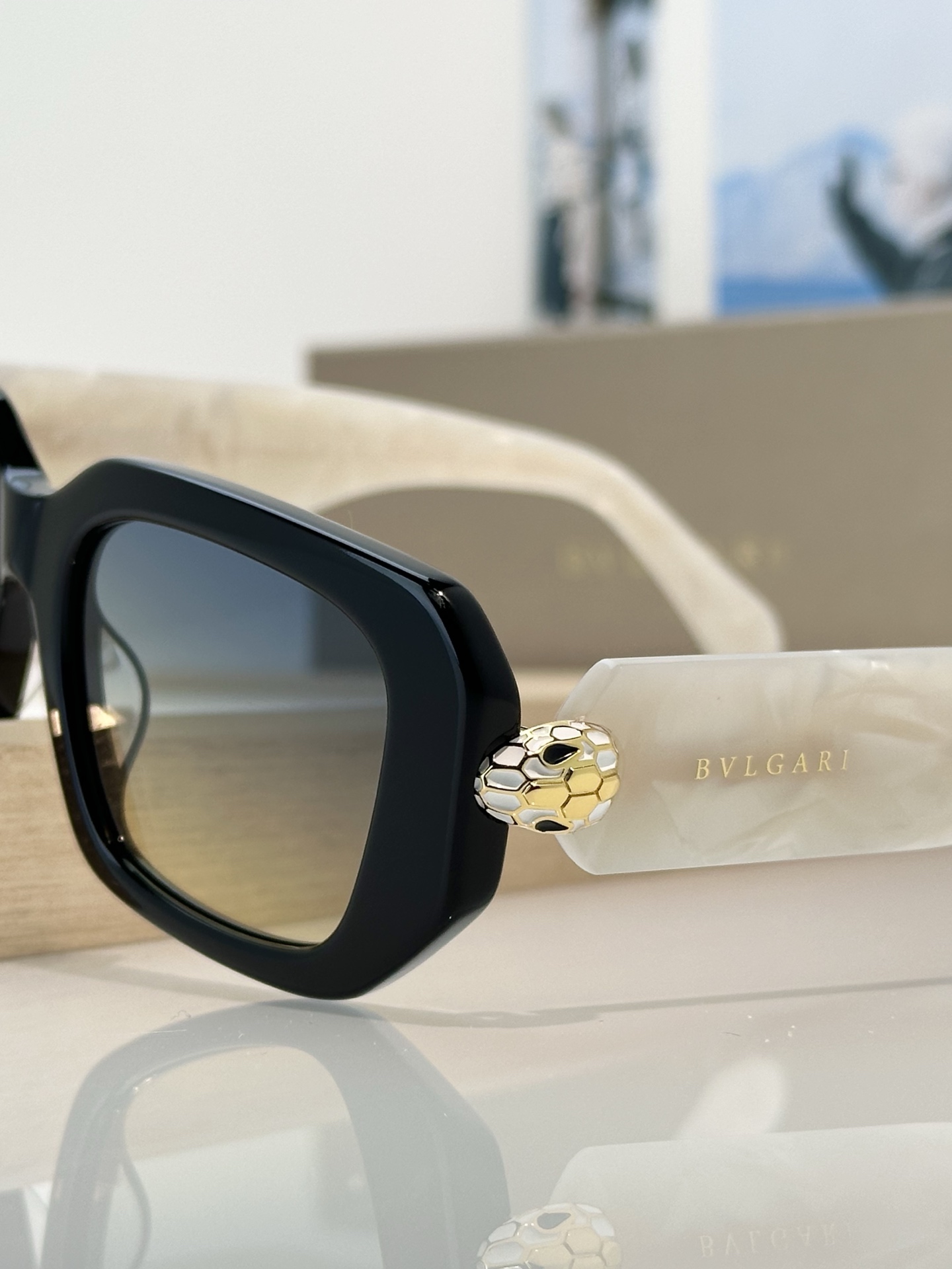 Bvlgari Sunglasses BV40067I