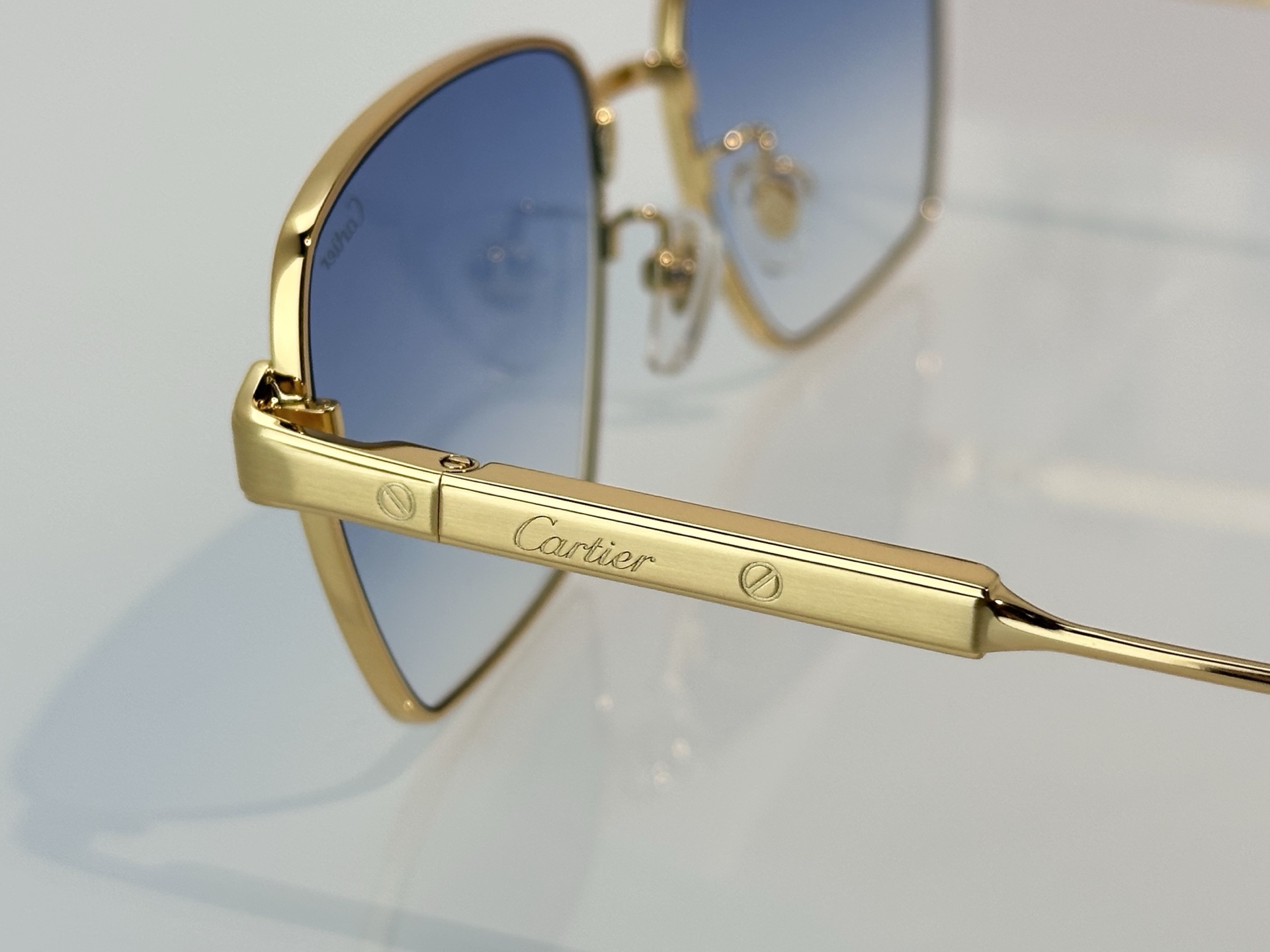 Designer Sunglasses CT0498S