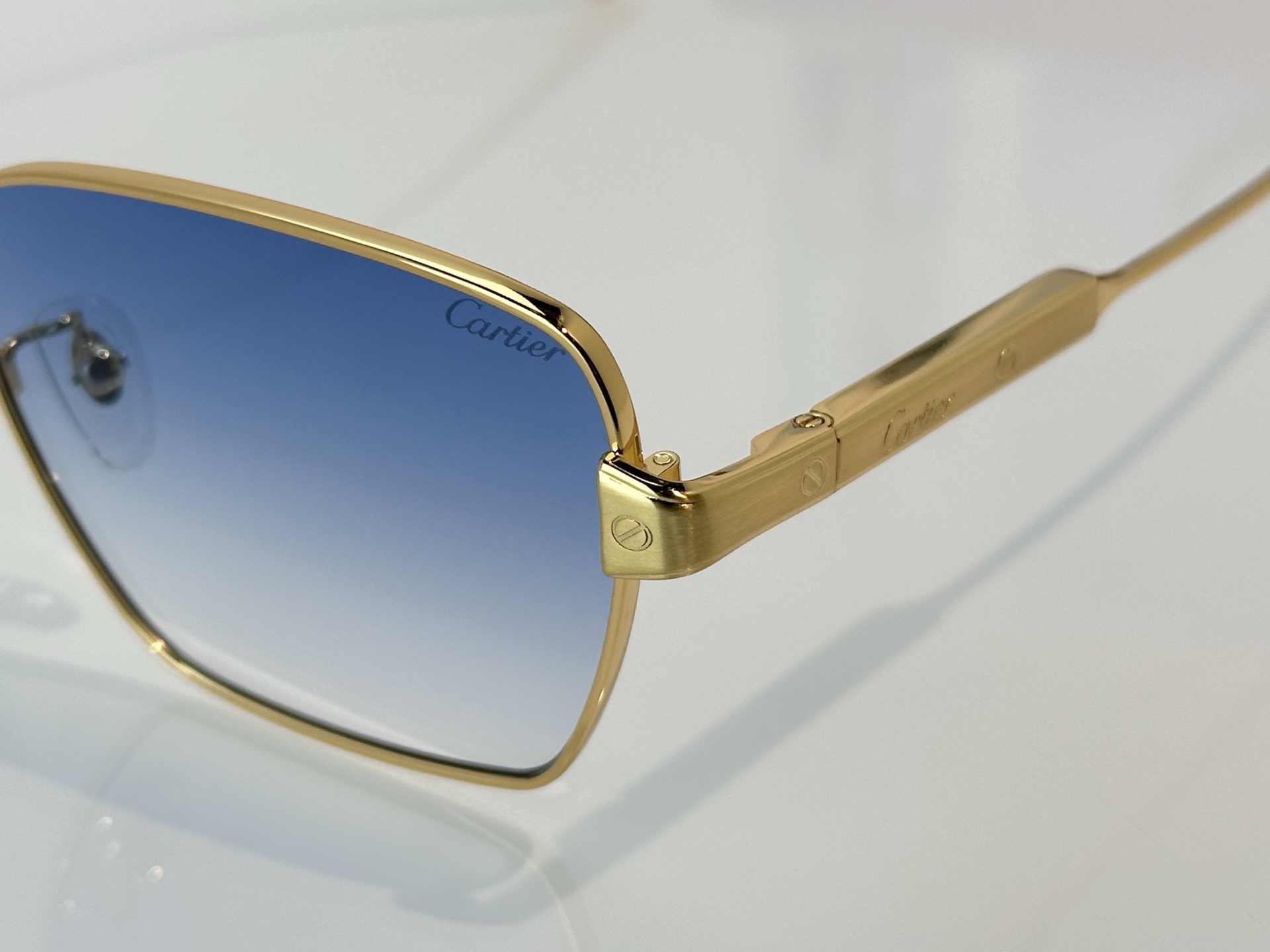 Designer Sunglasses CT0498S