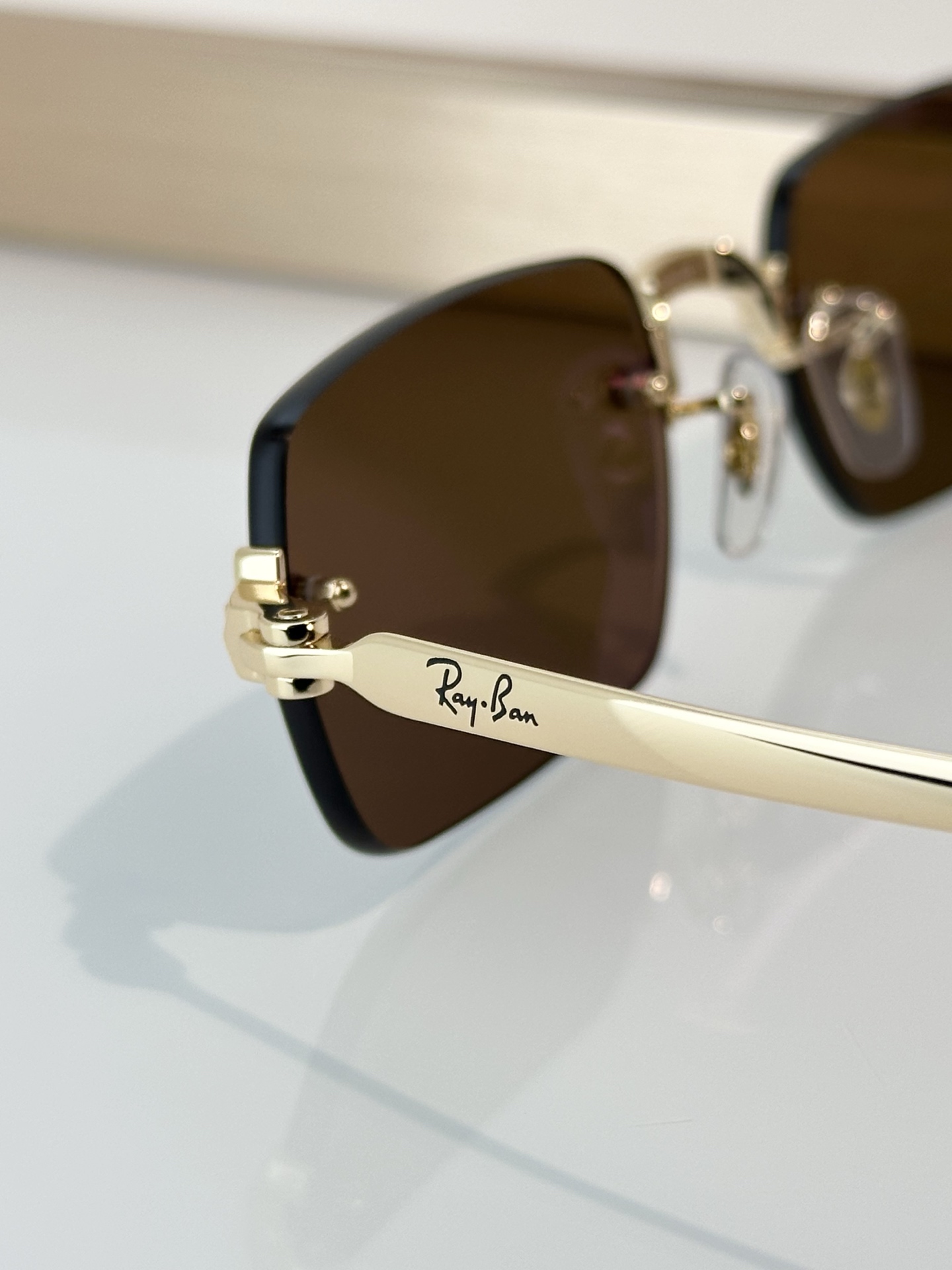 Designer Sunglasses RB3928