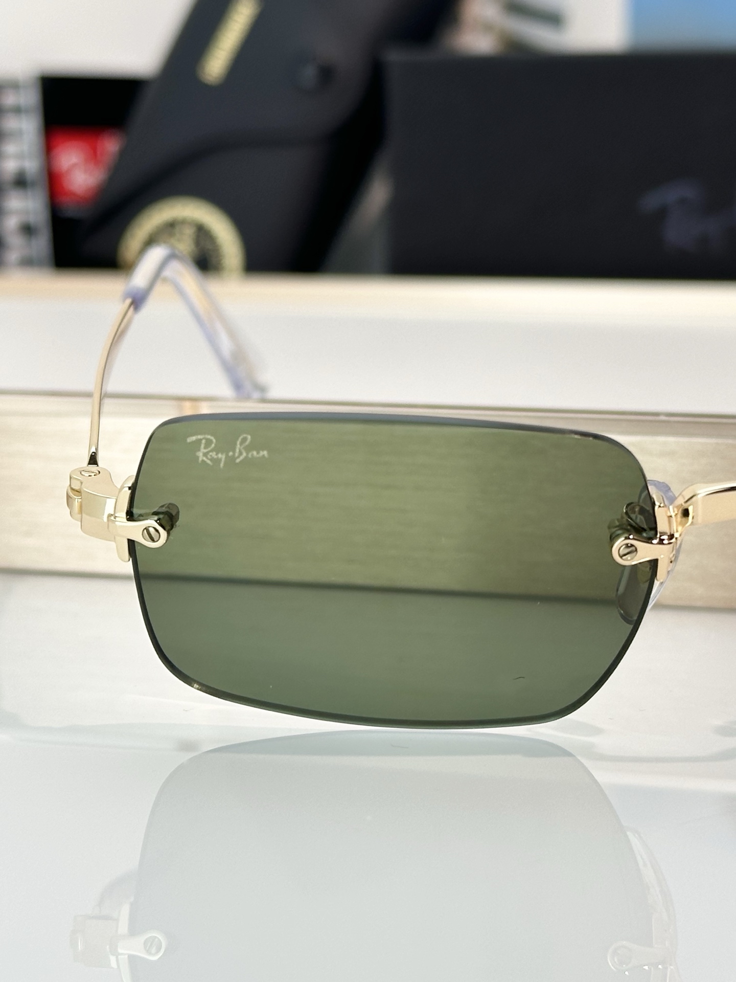 Designer Sunglasses RB3928