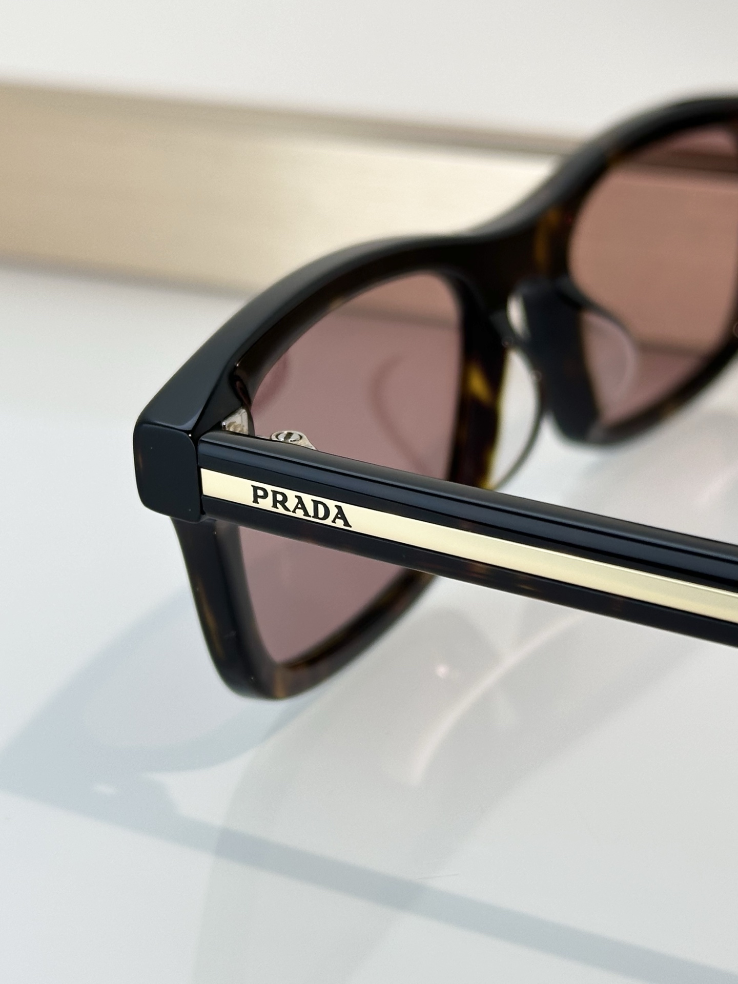 Designer Sunglasses SPR