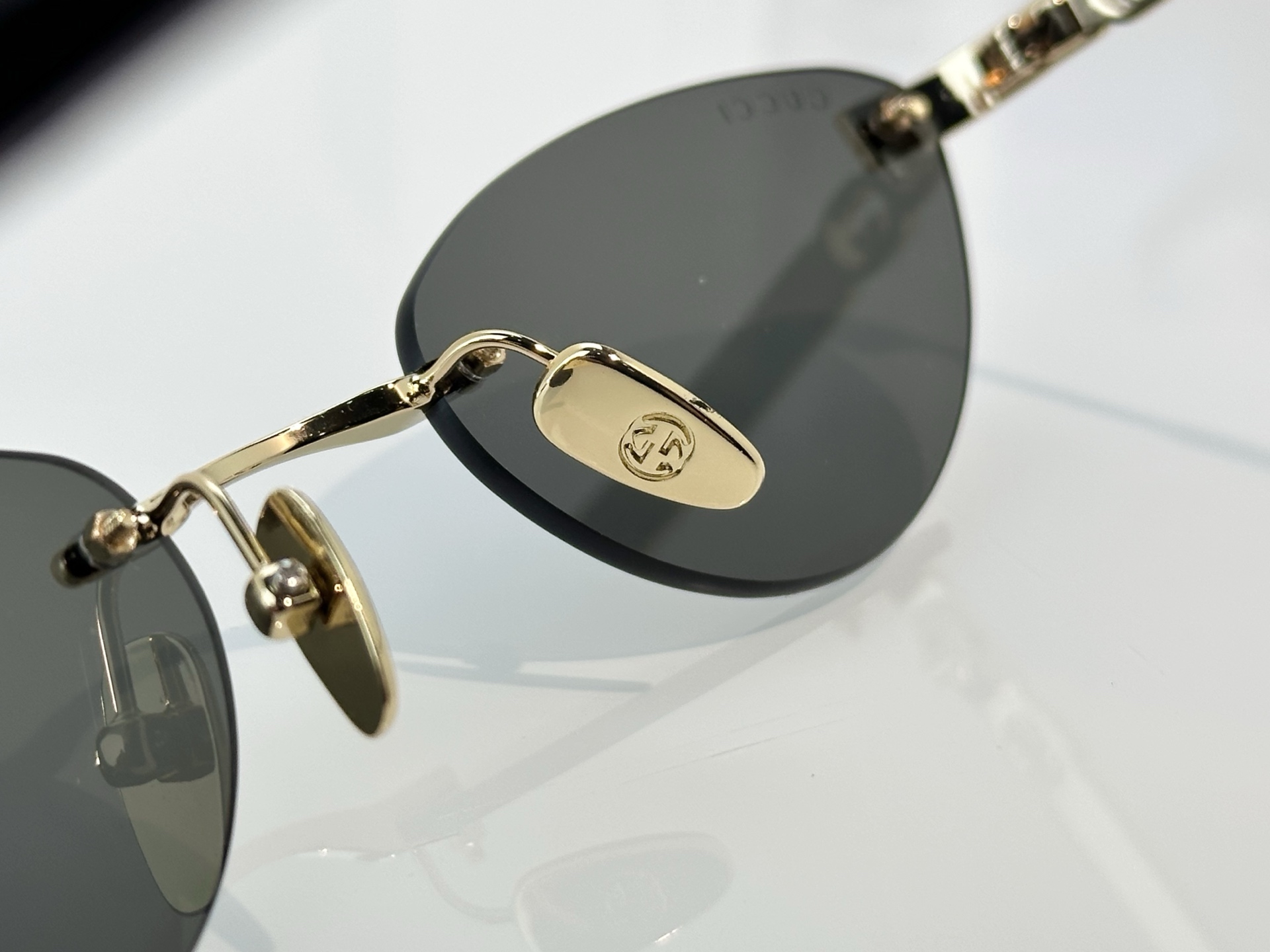 Designer Sunglasses GG2213S