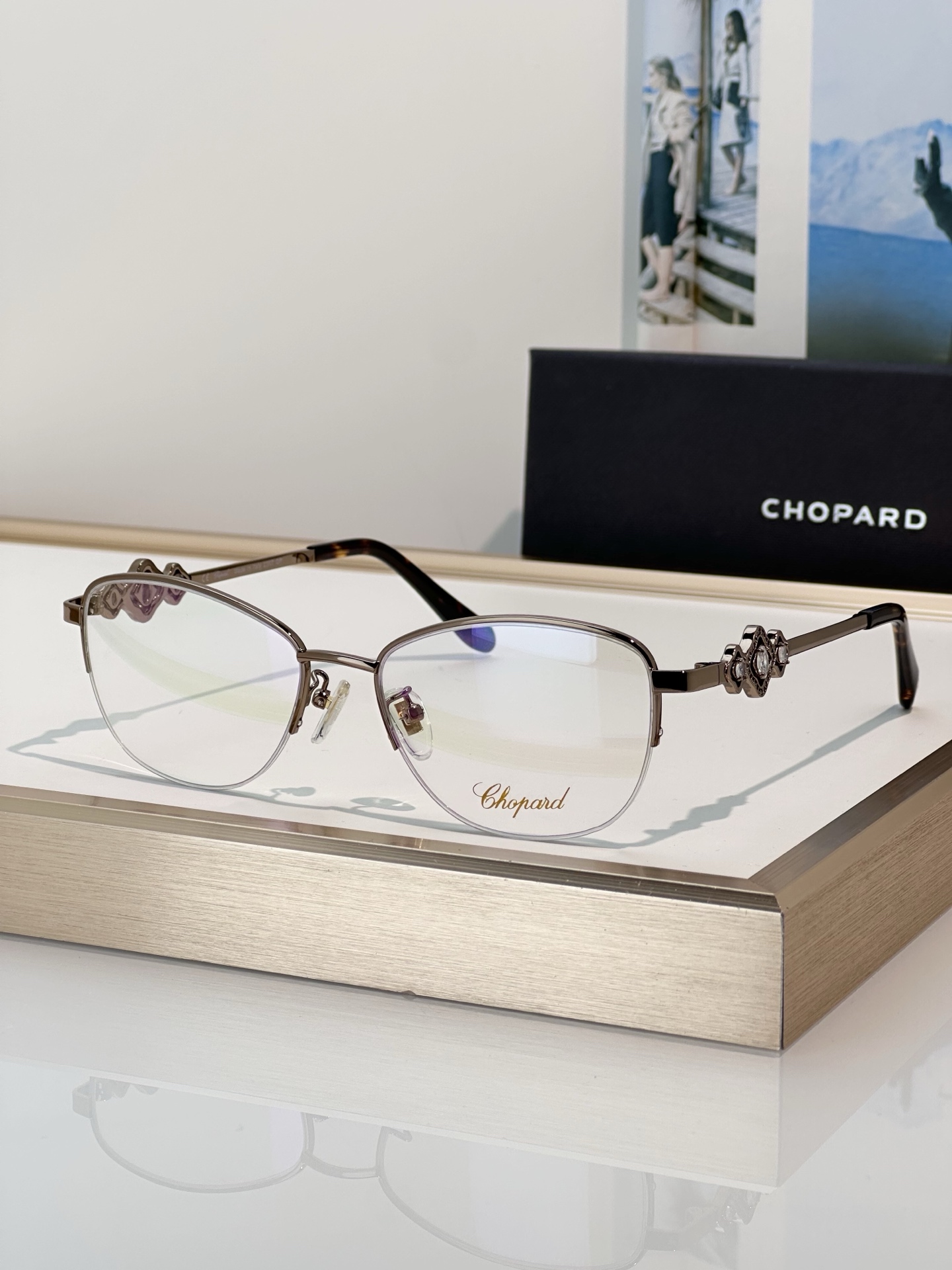 Designer Sunglasses VCHD63S
