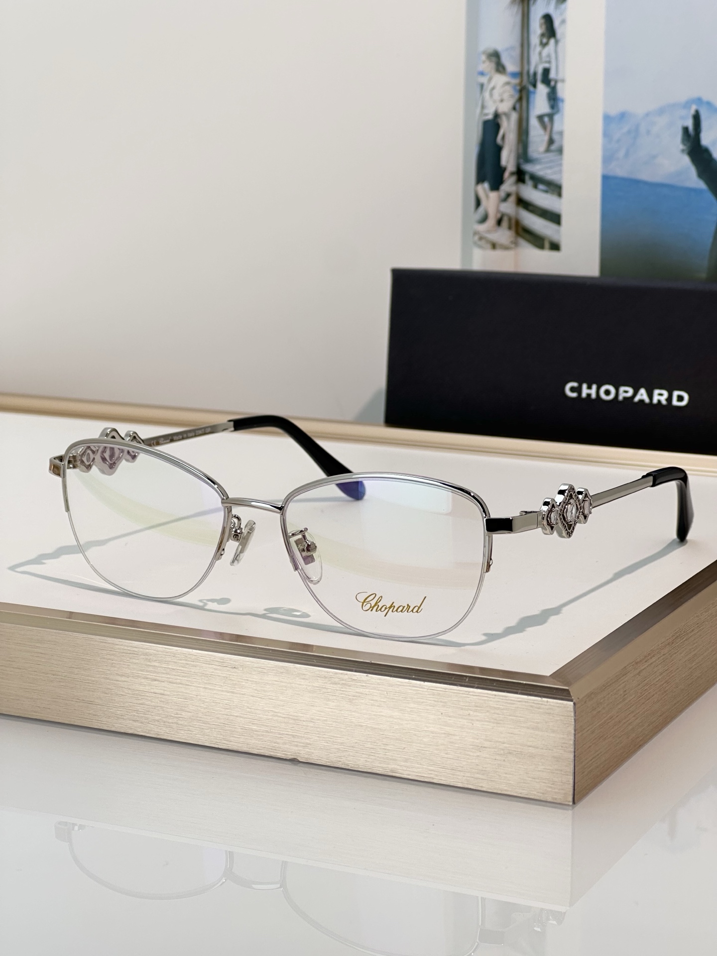 Designer Sunglasses VCHD63S
