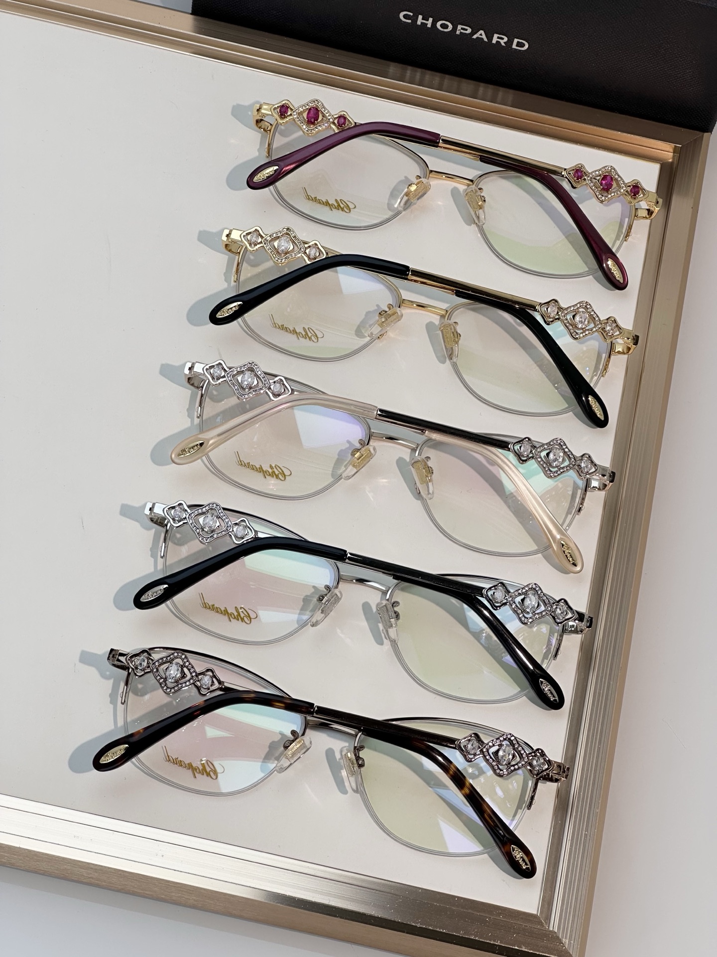 Designer Sunglasses VCHD63S