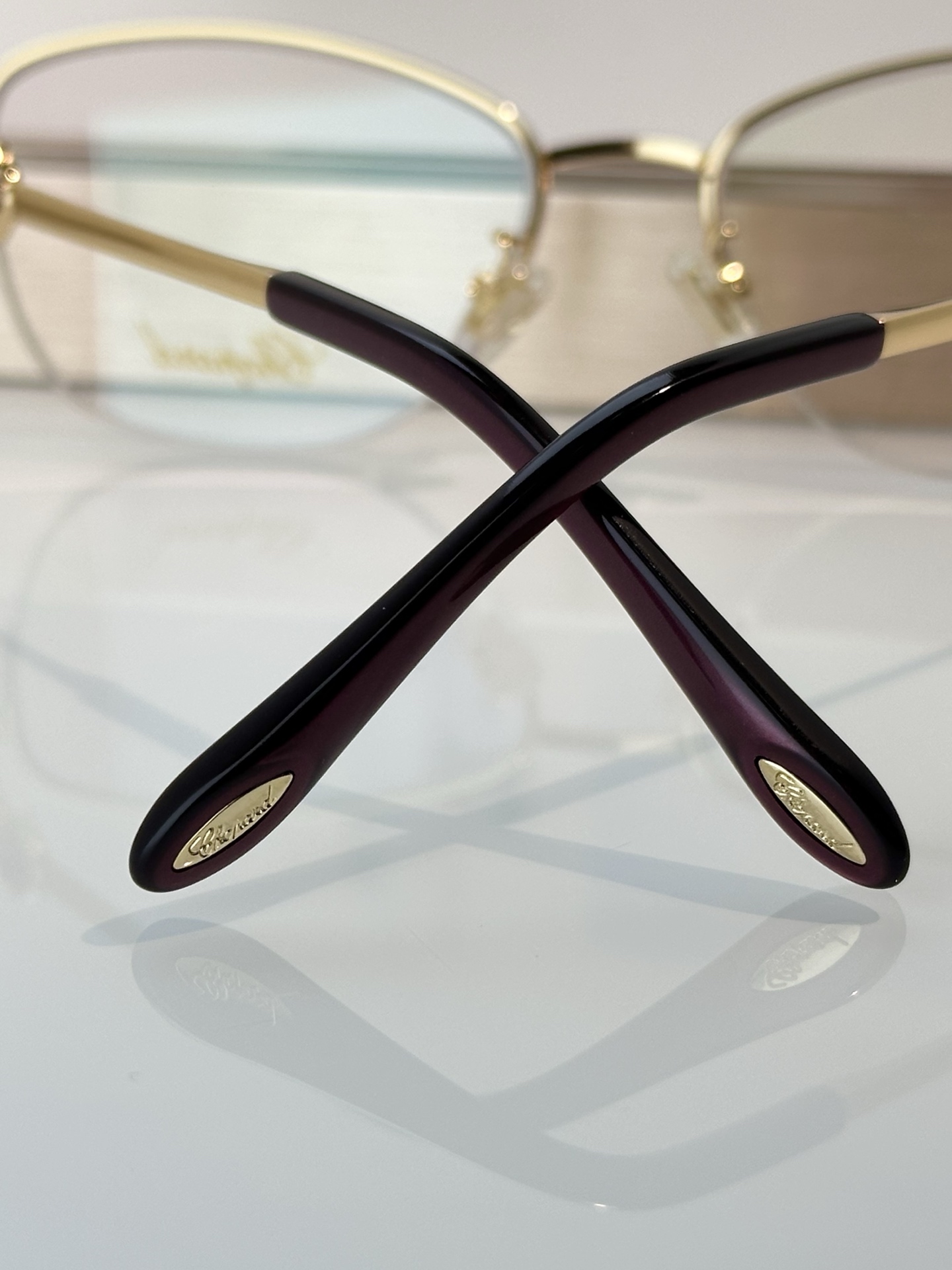 Designer Sunglasses VCHD63S