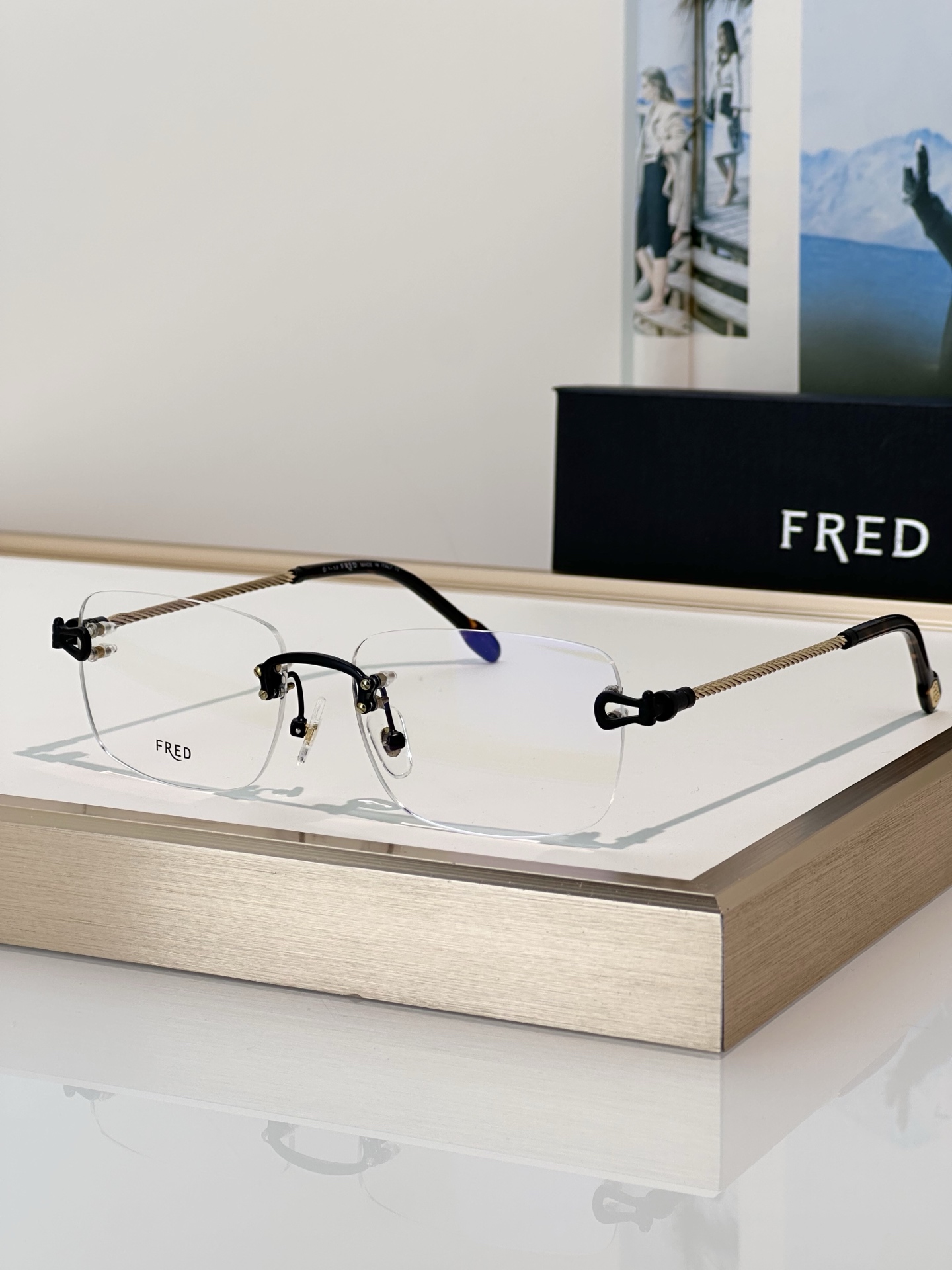 Designer Sunglasses FG50002U
