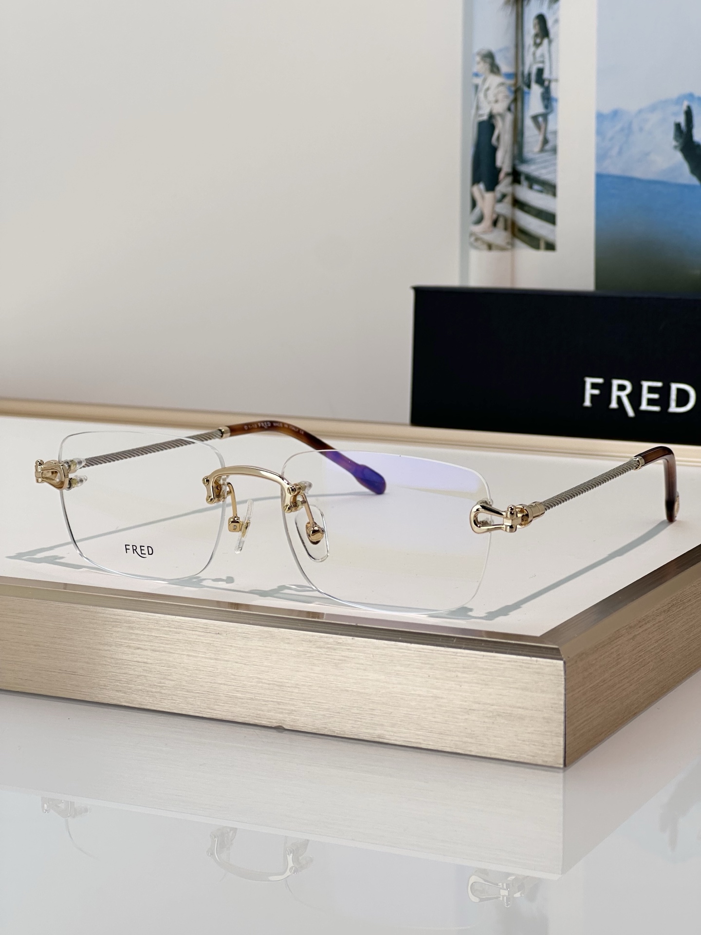 Designer Sunglasses FG50002U