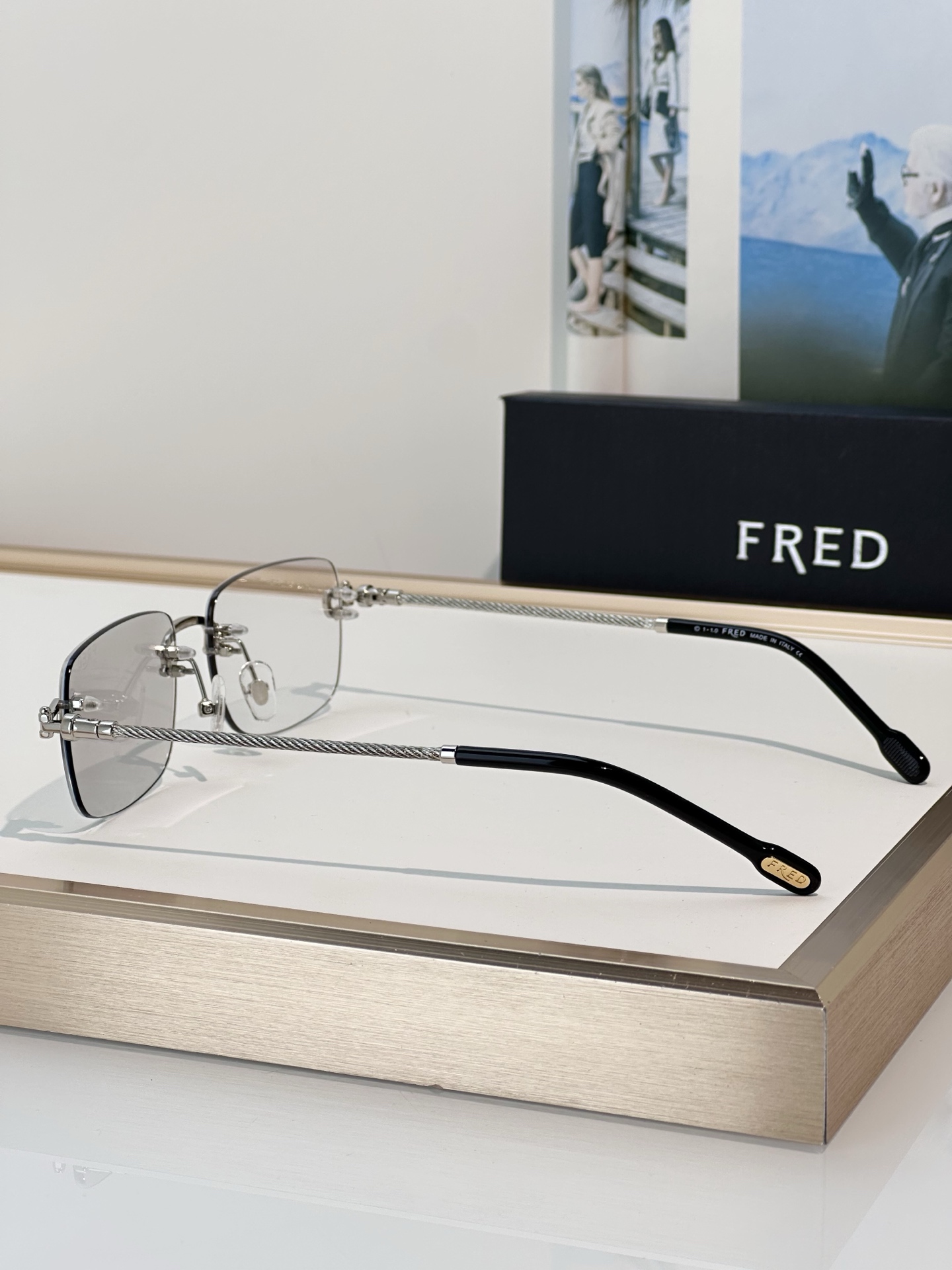 Designer Sunglasses FG50002U