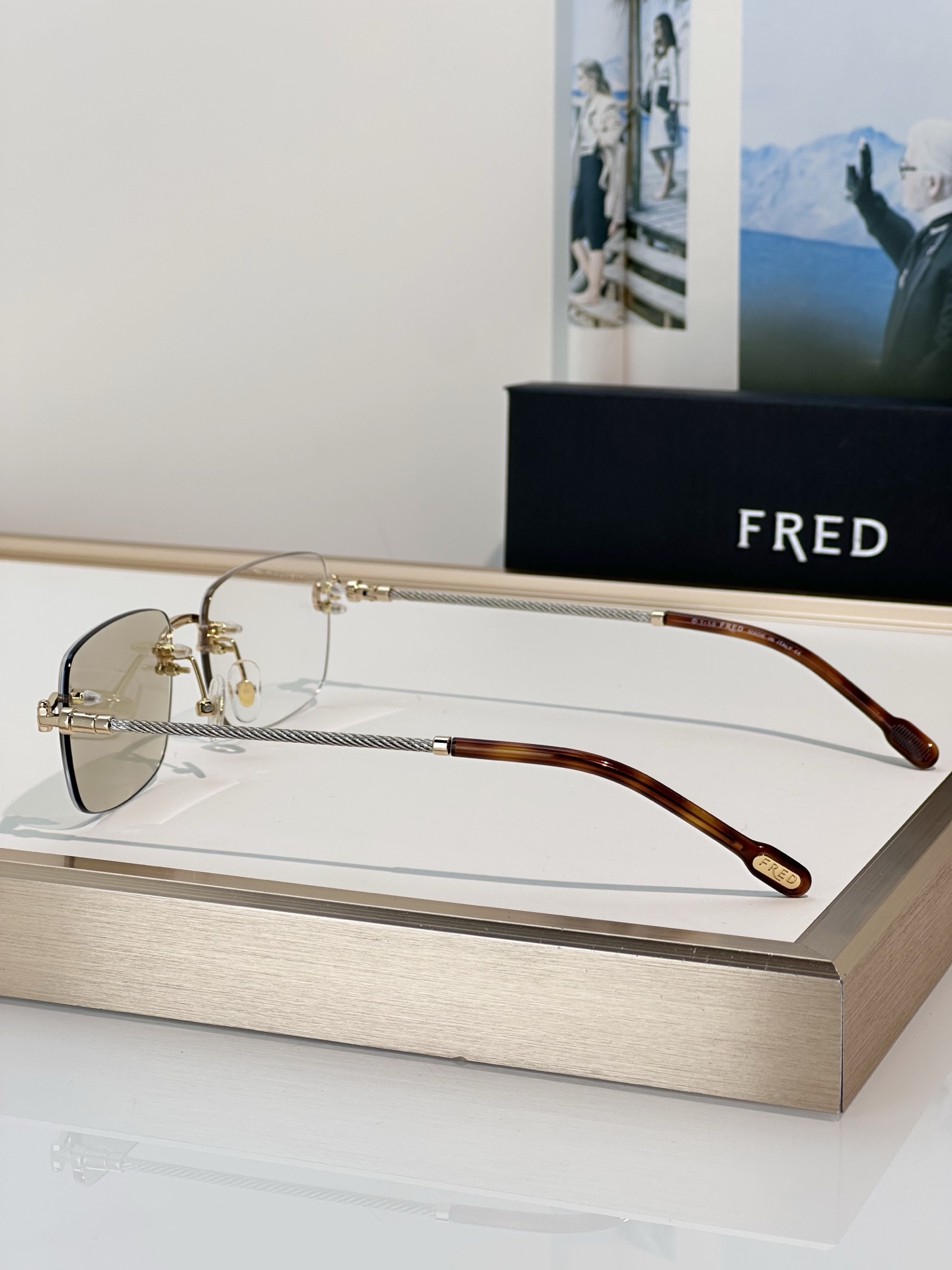 Designer Sunglasses FG50002U