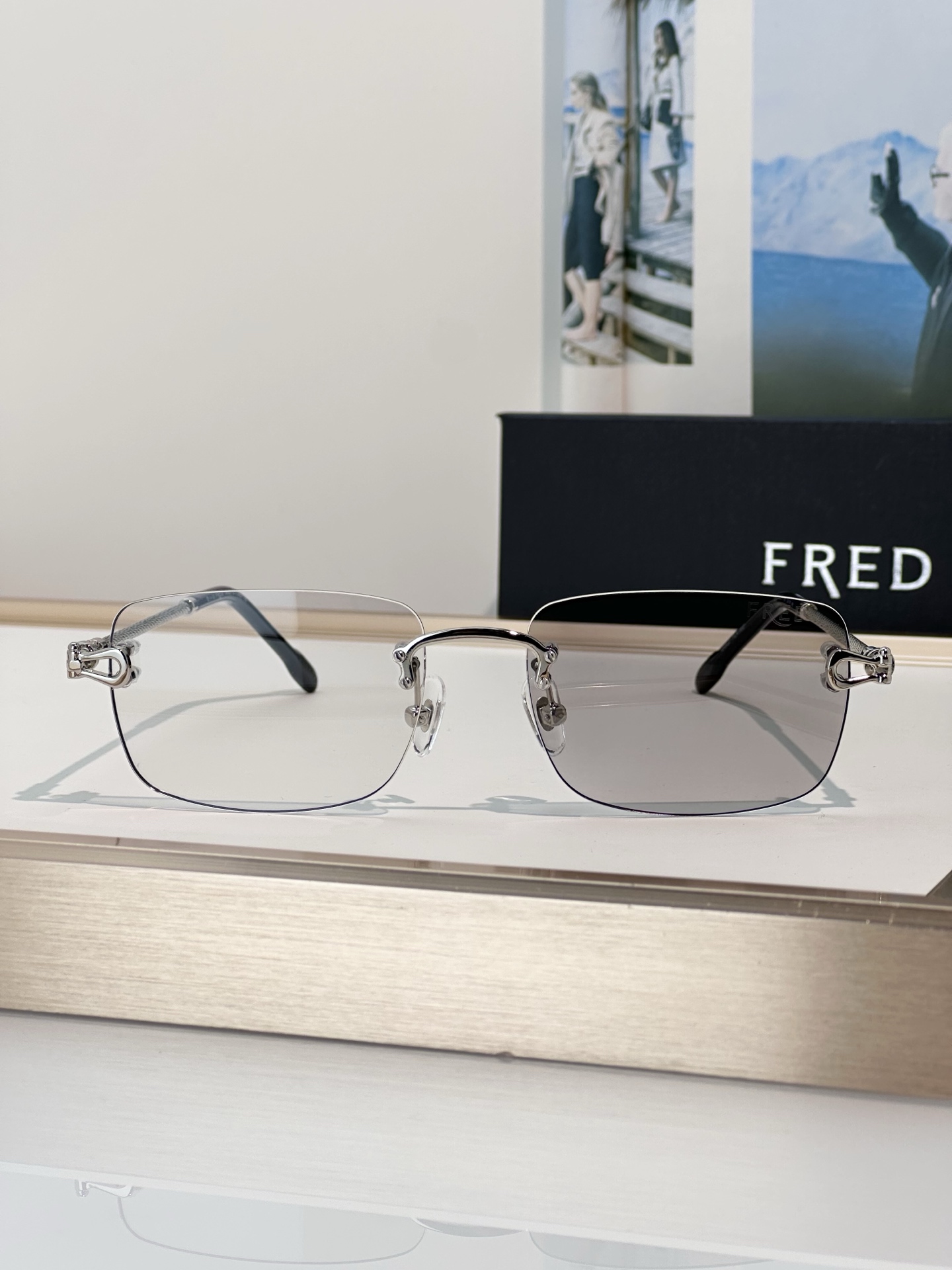 Designer Sunglasses FG50002U