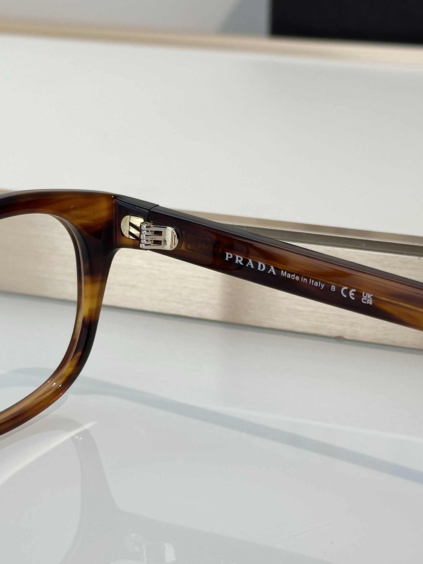 Designer Sunglasses VPR