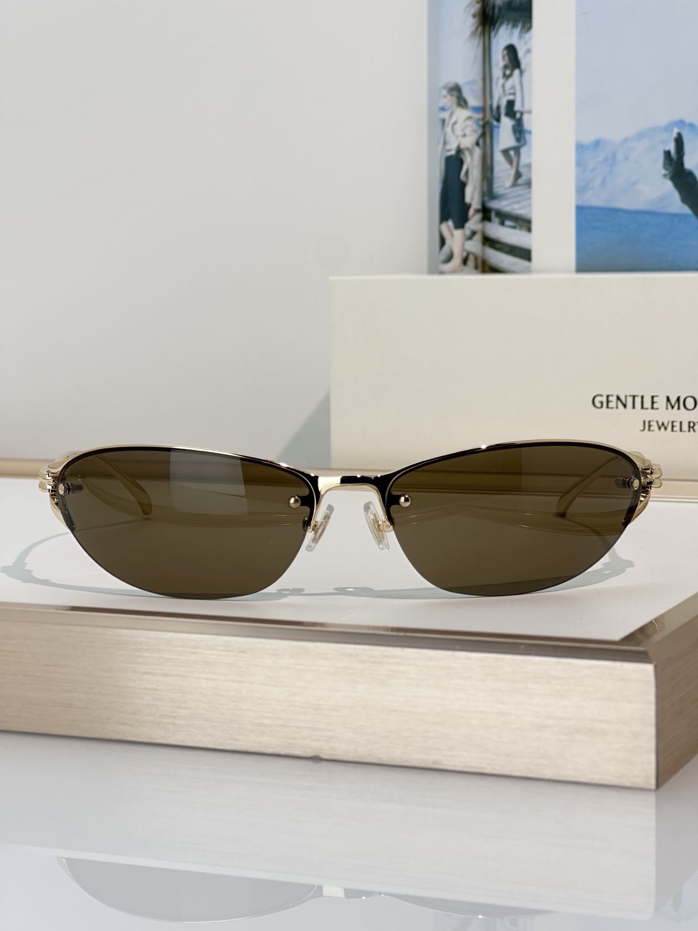Designer Sunglasses FUTURA