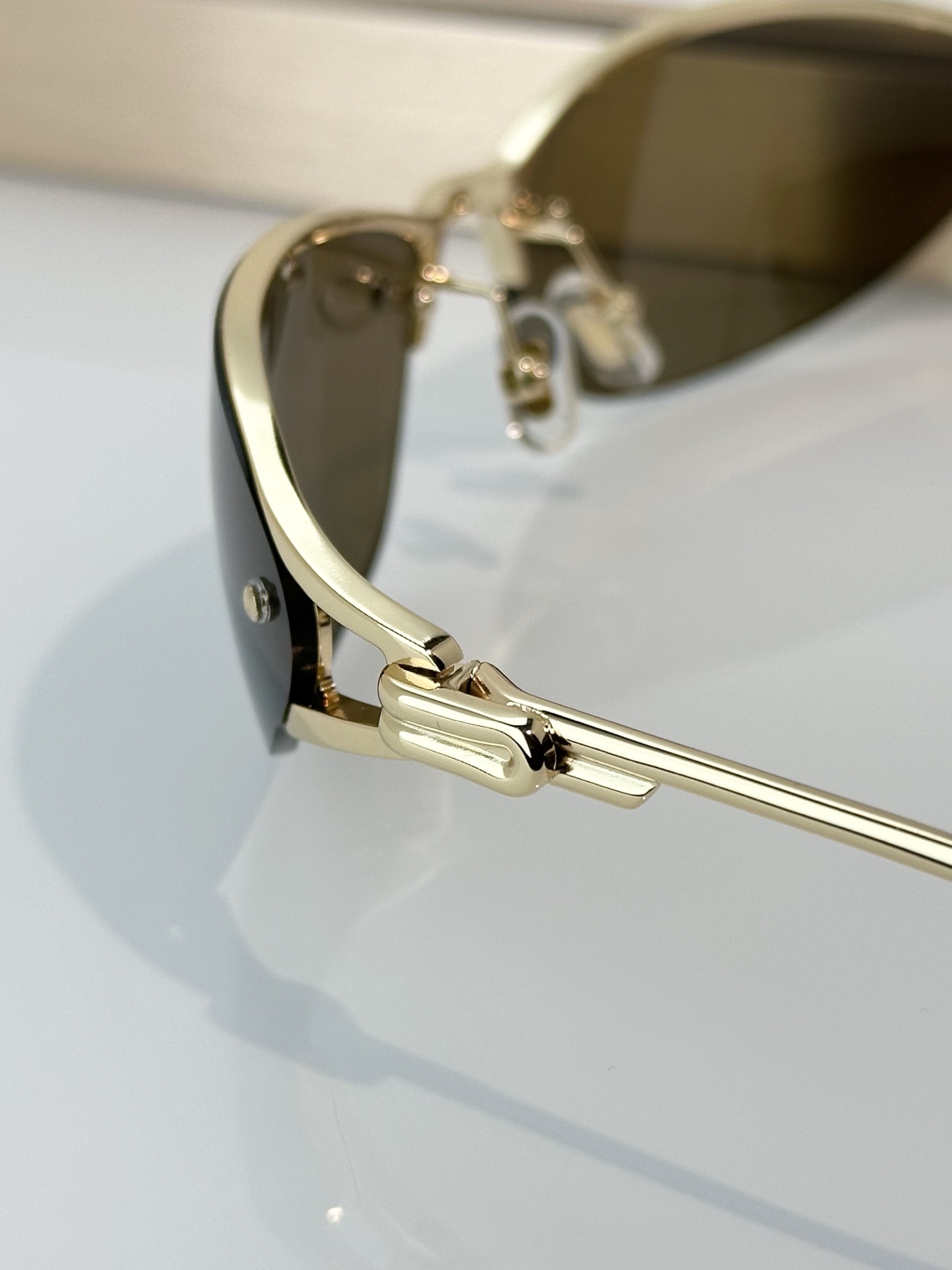Designer Sunglasses FUTURA