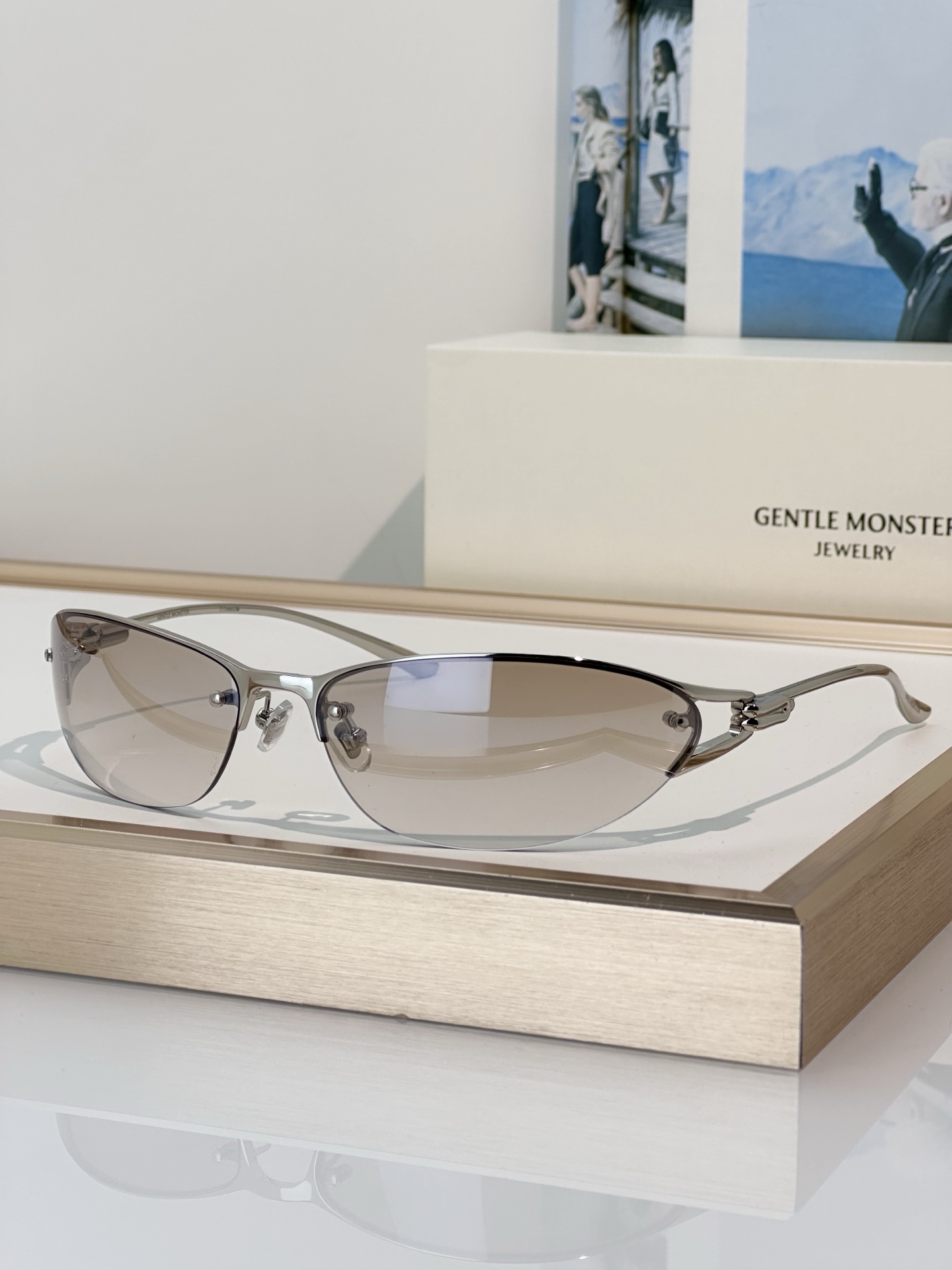 Designer Sunglasses FUTURA