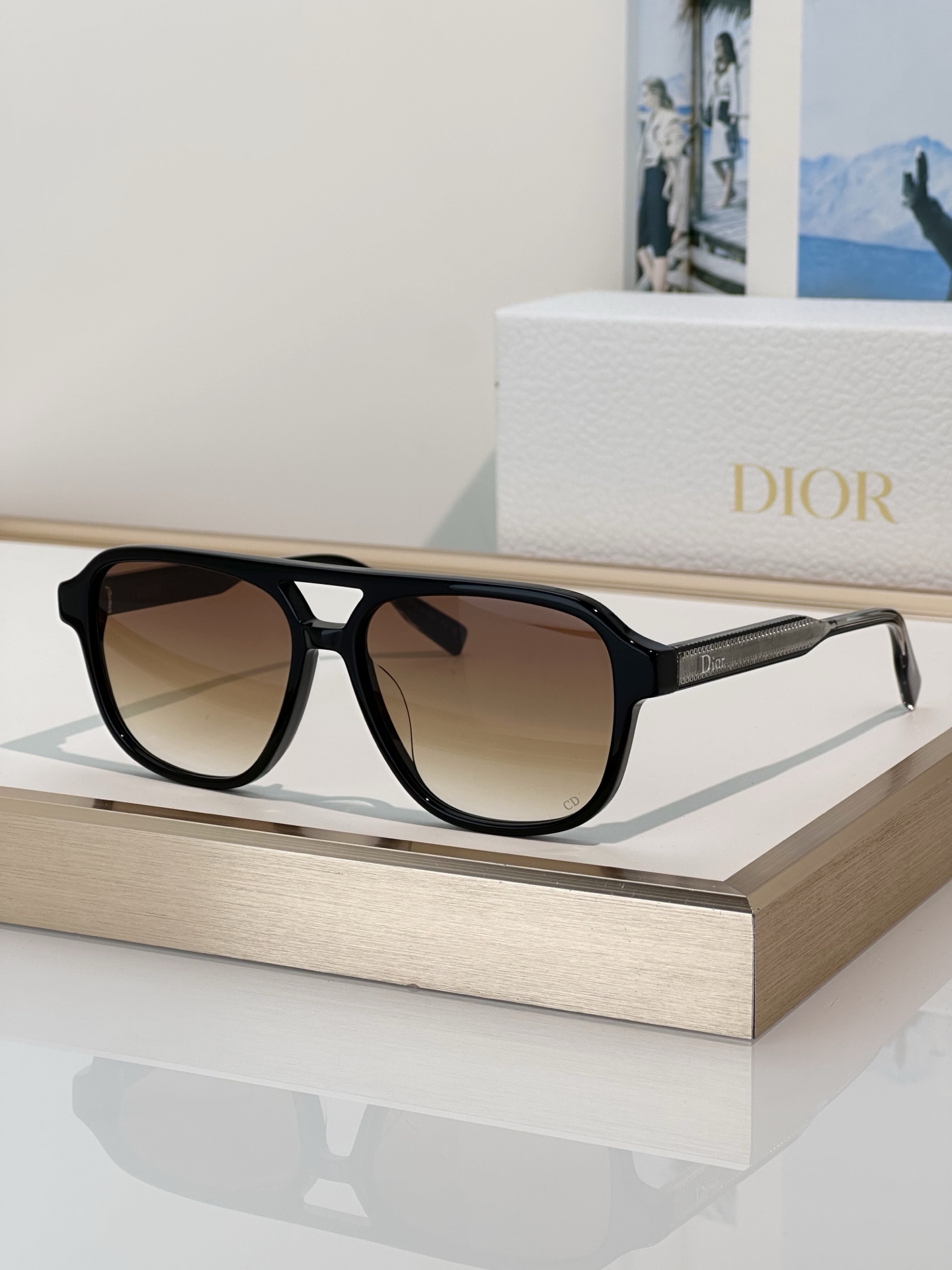 Designer Sunglasses Ribbon
