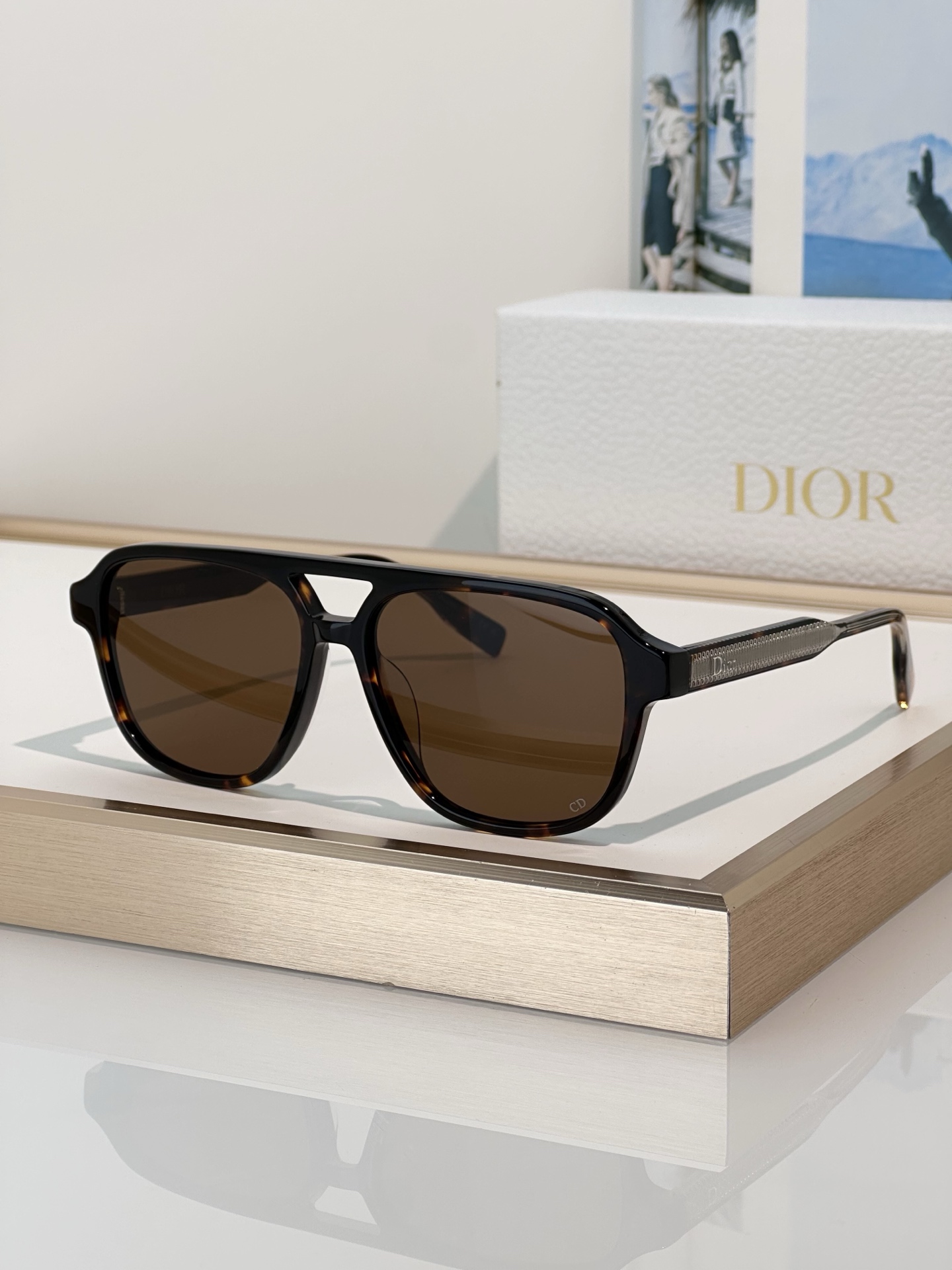 Designer Sunglasses Ribbon