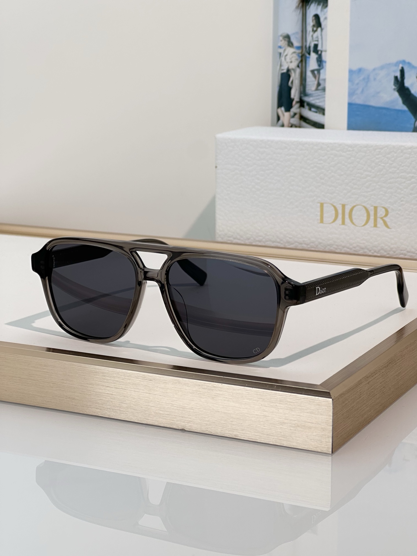 Designer Sunglasses Ribbon