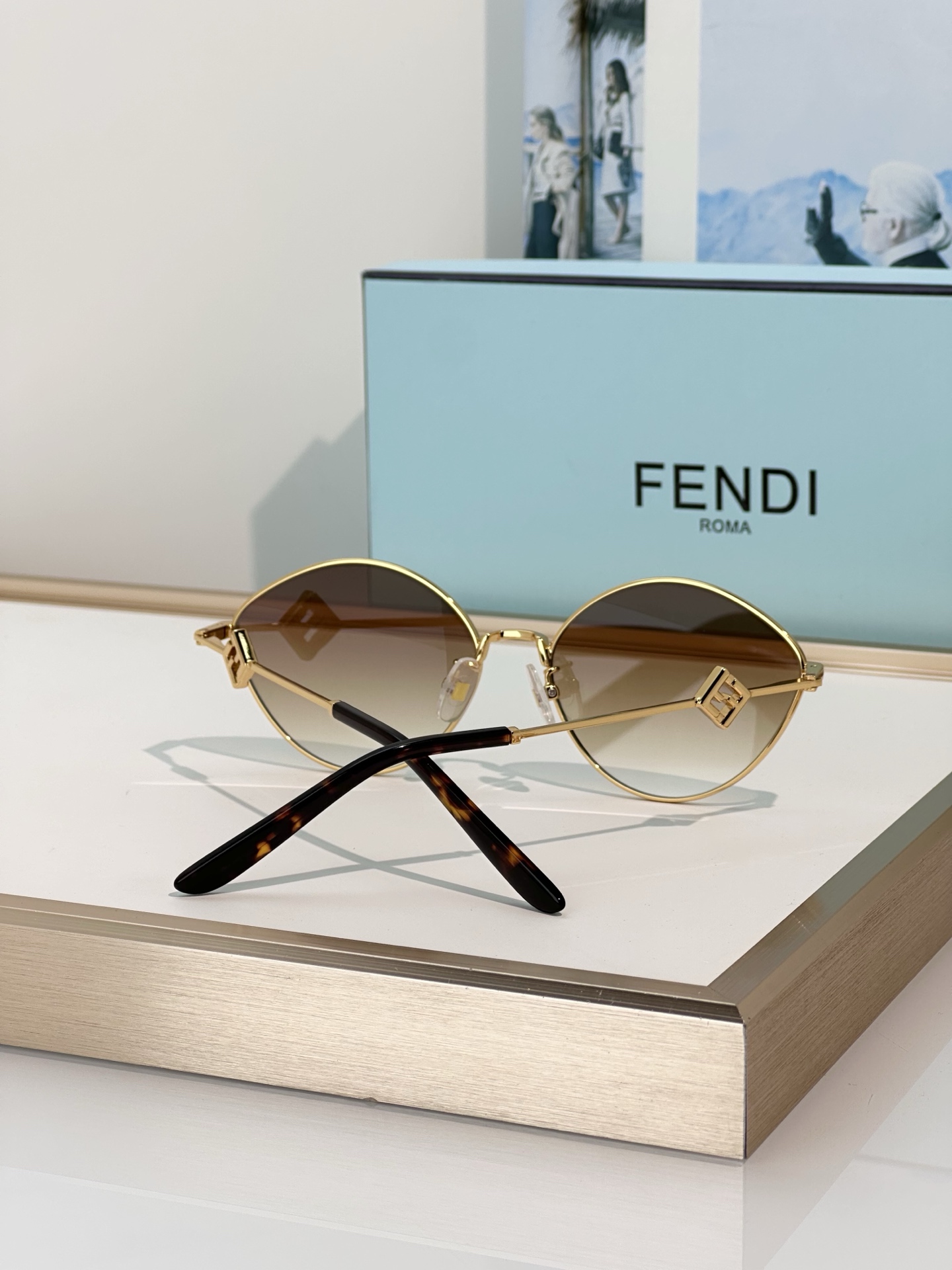 Designer Sunglasses FE40217U
