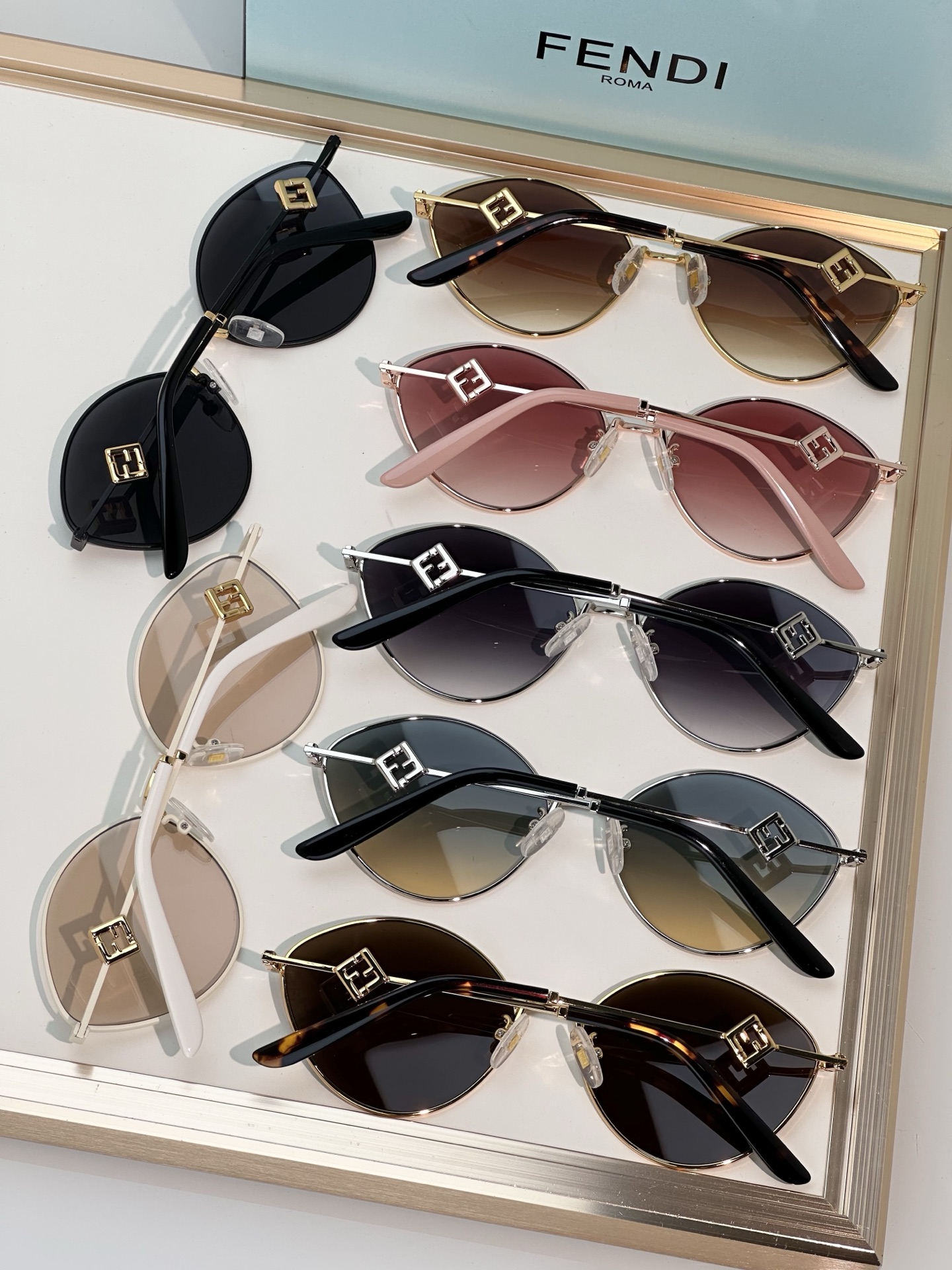 Designer Sunglasses FE40217U