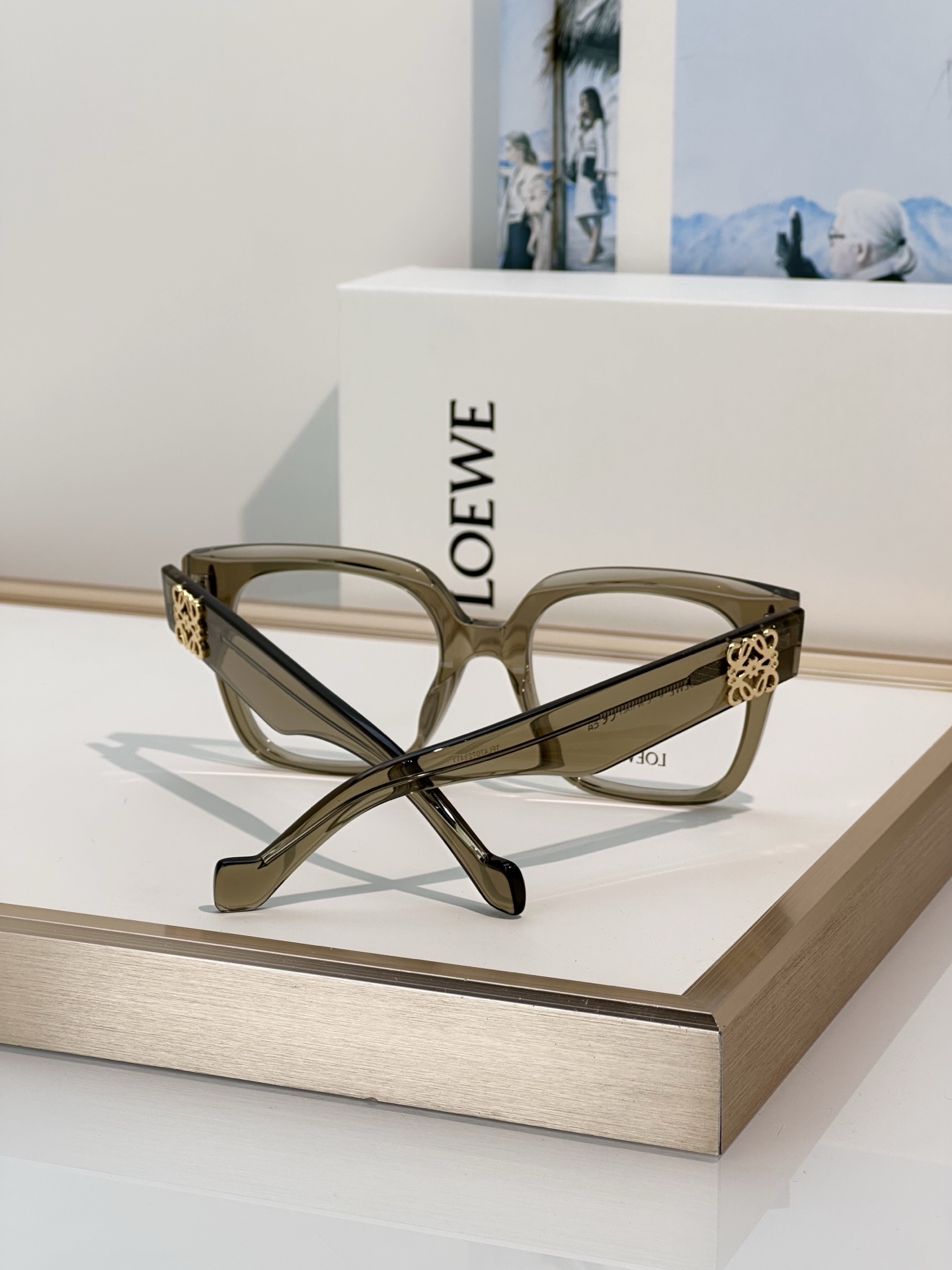 Designer Sunglasses LW50069I