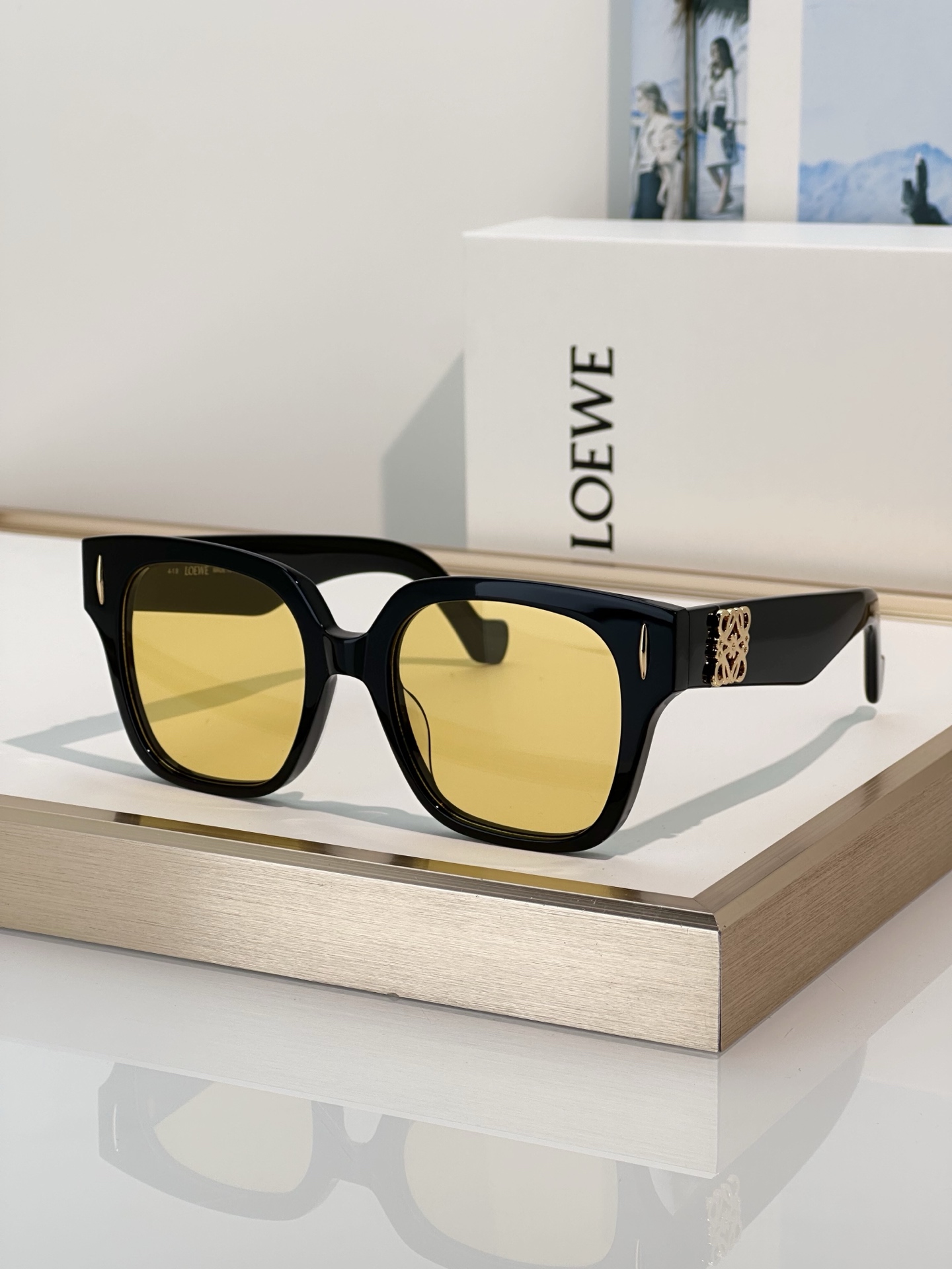 Designer Sunglasses LW50069I
