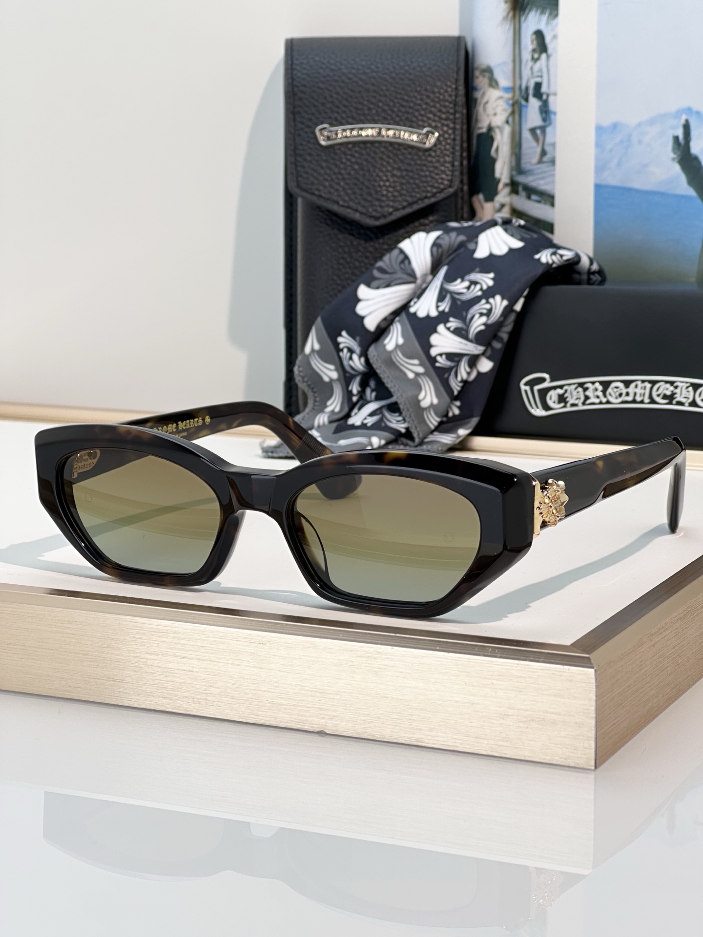 Designer Sunglasses HALLLA
