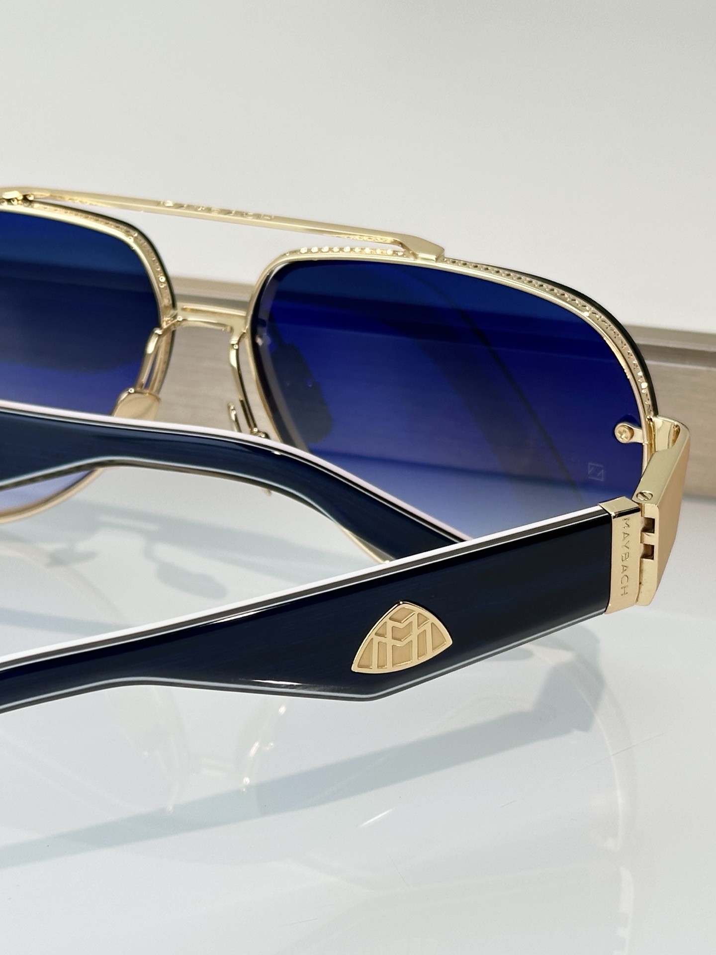 Designer Sunglasses THE