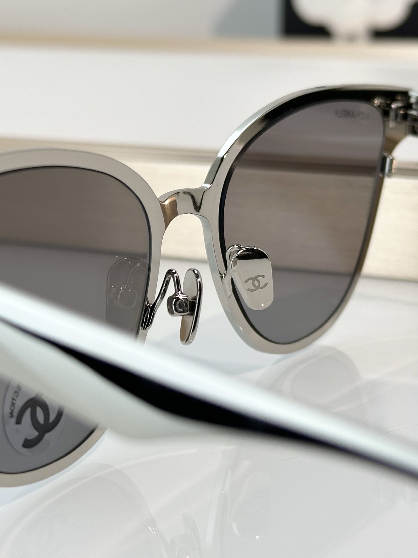Chanel Sunglasses CH9587