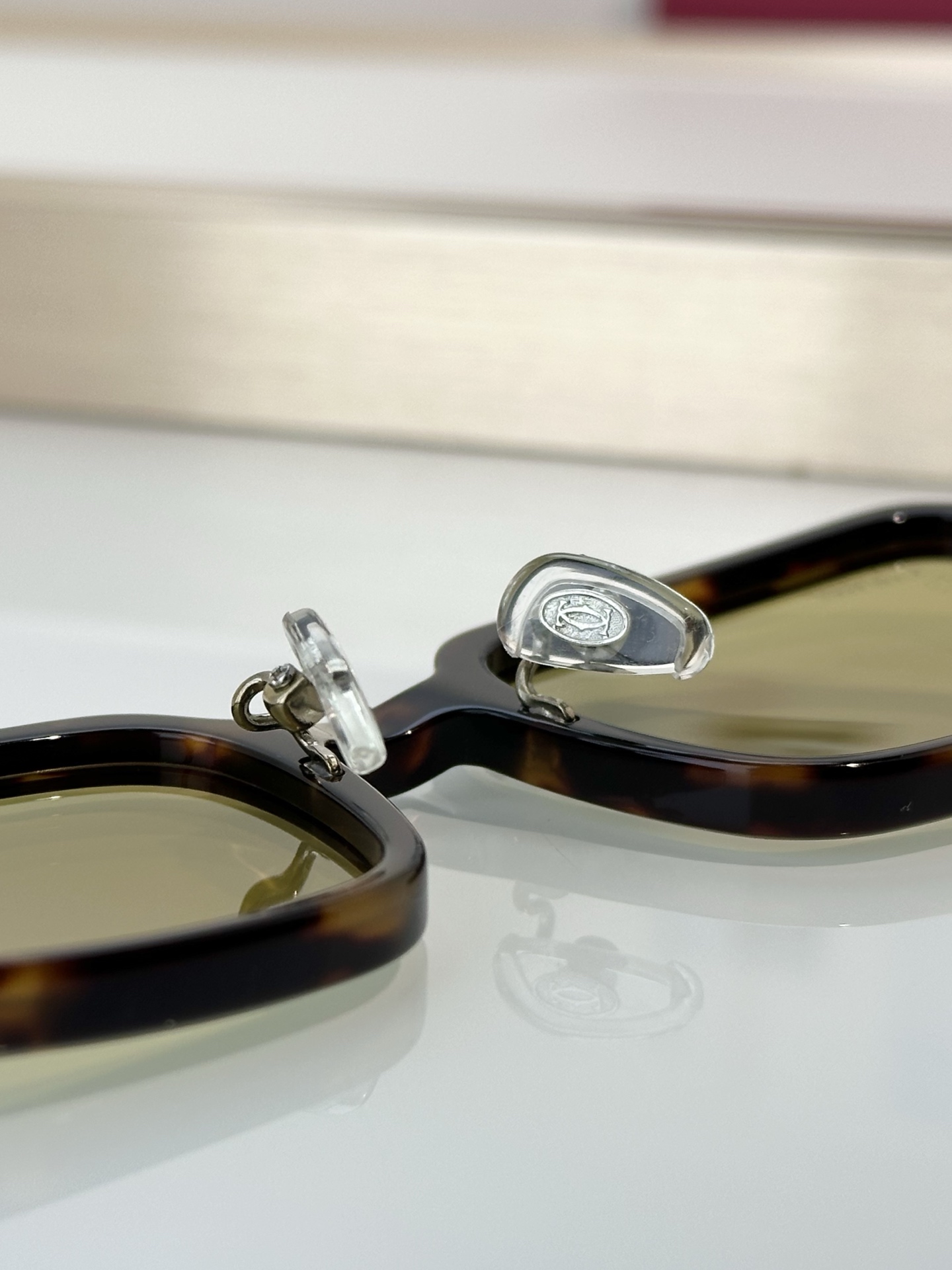 Designer Sunglasses CT0539S