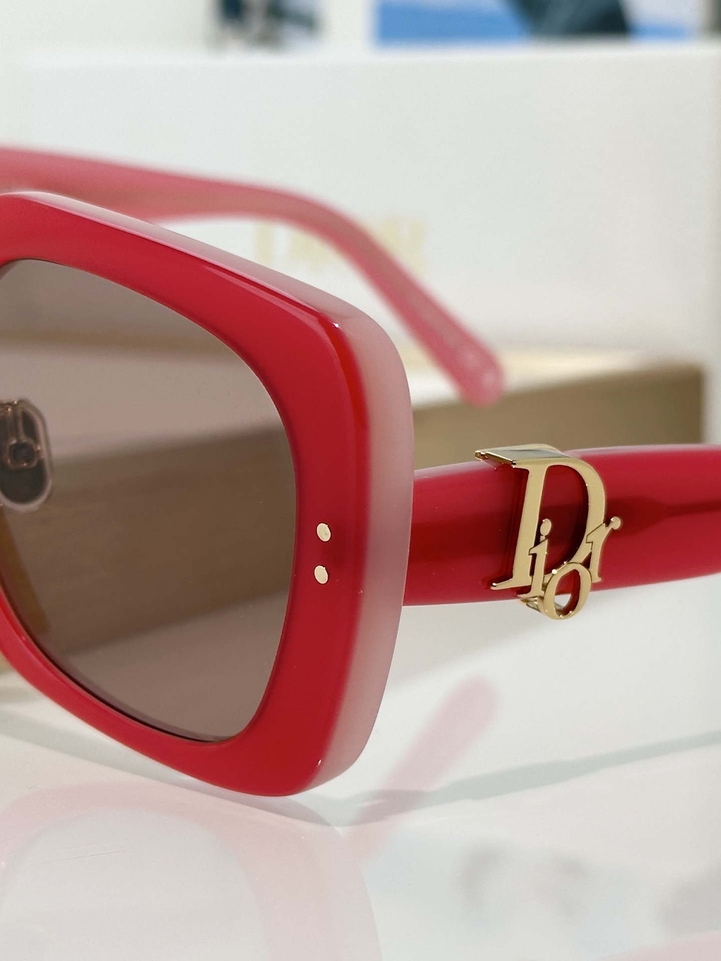 Designer Sunglasses Oblique