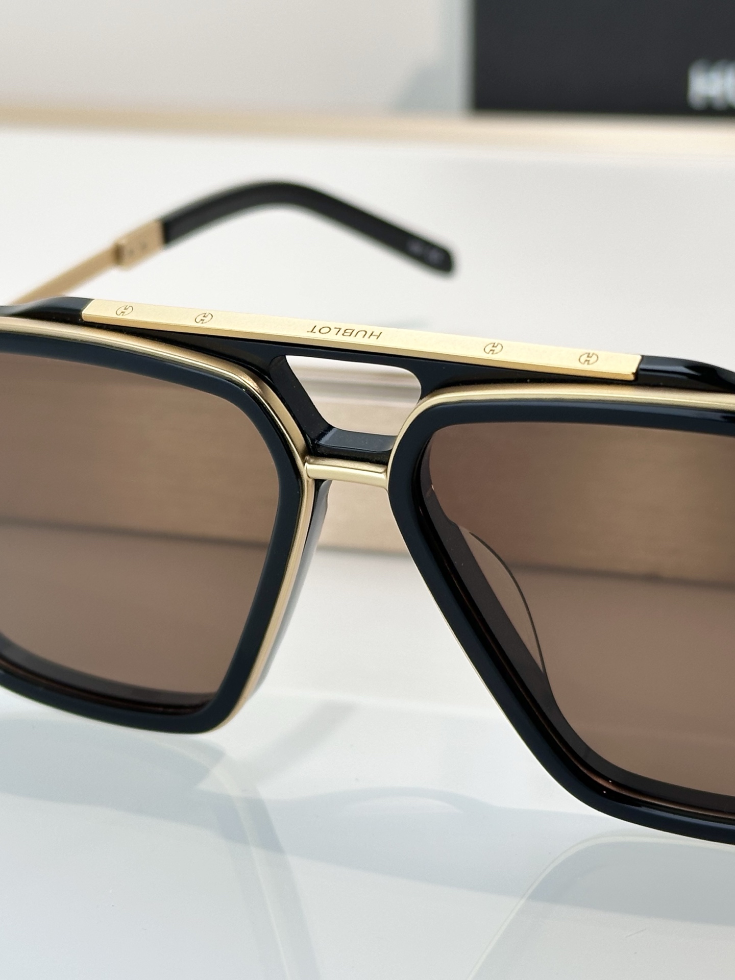 Designer Sunglasses H090