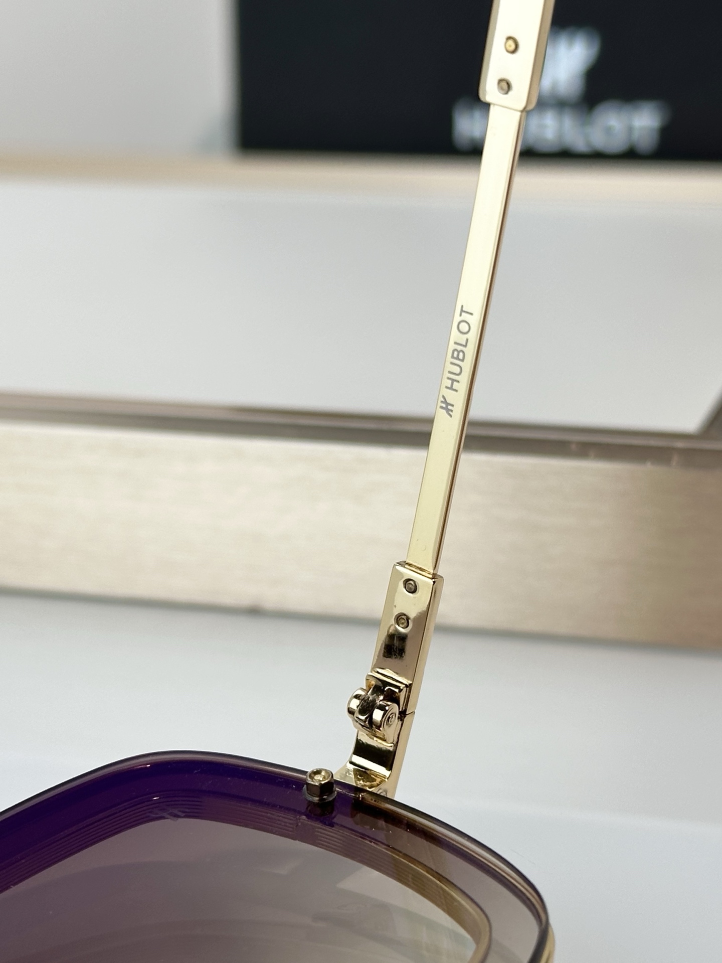 Designer Sunglasses H097