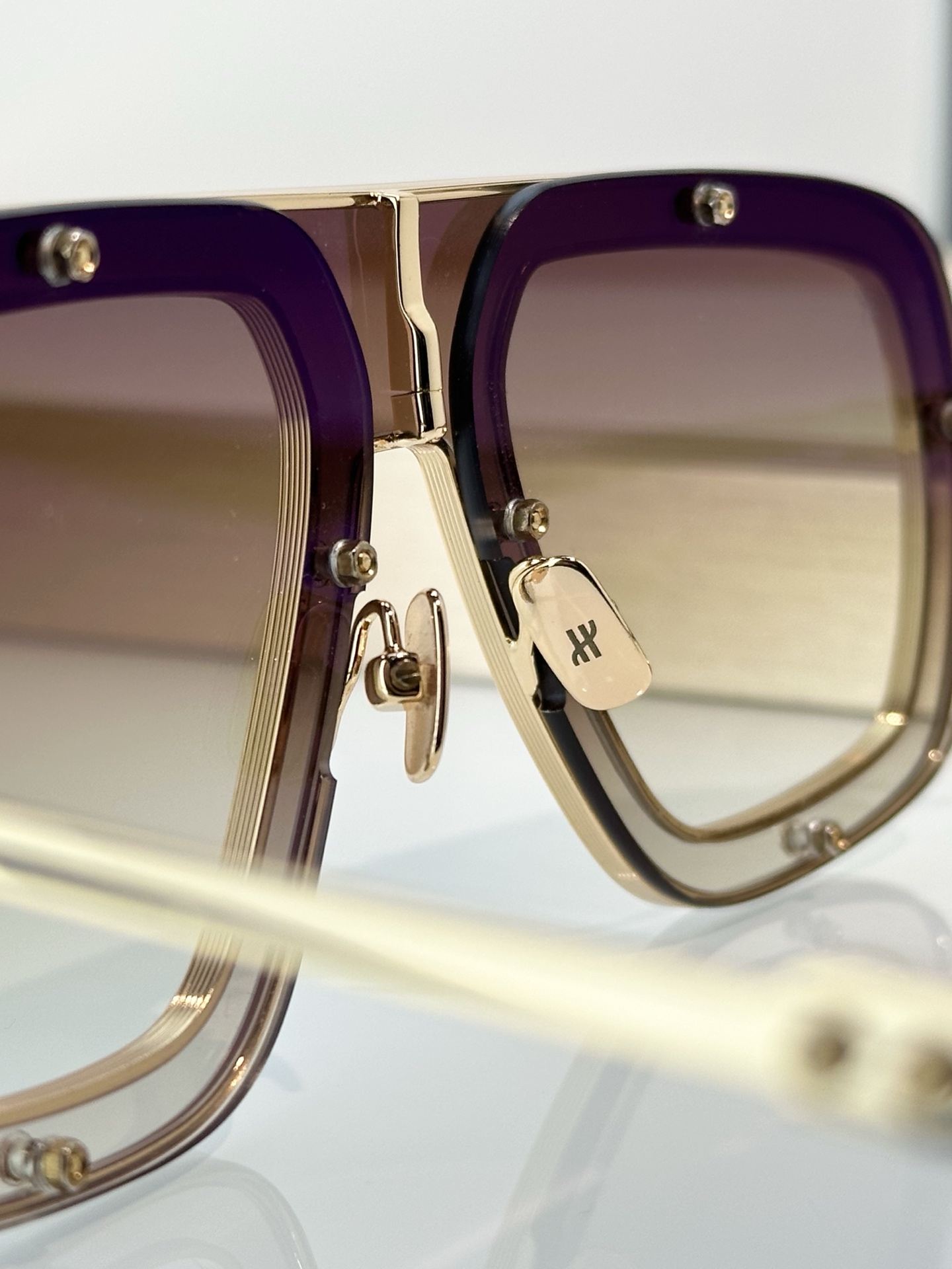 Designer Sunglasses H097